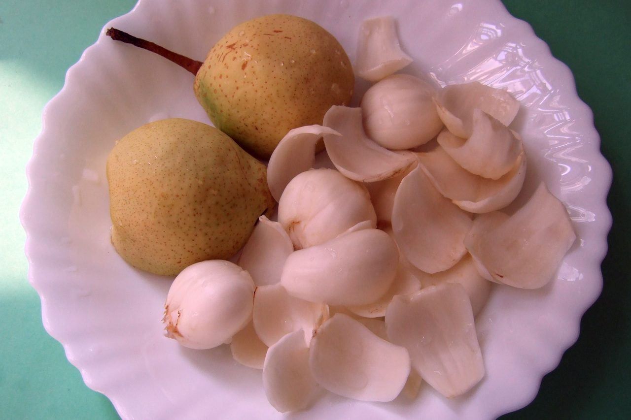 Snow Pear, Lily Bulb and Honey Drink