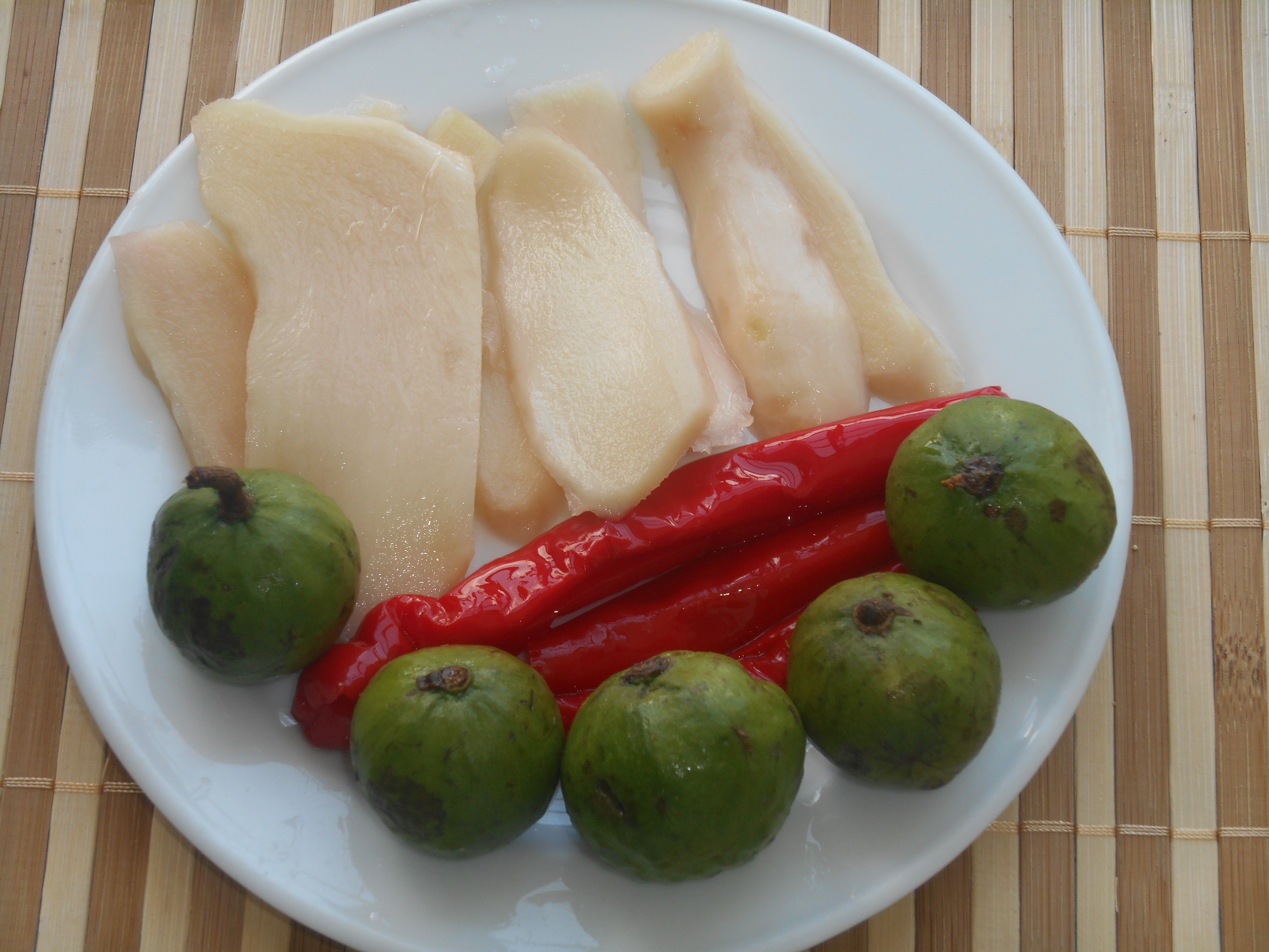 Jren Olive Paste with Young Ginger and Fermented Bean Sauce (Ren Nian Jiang)
