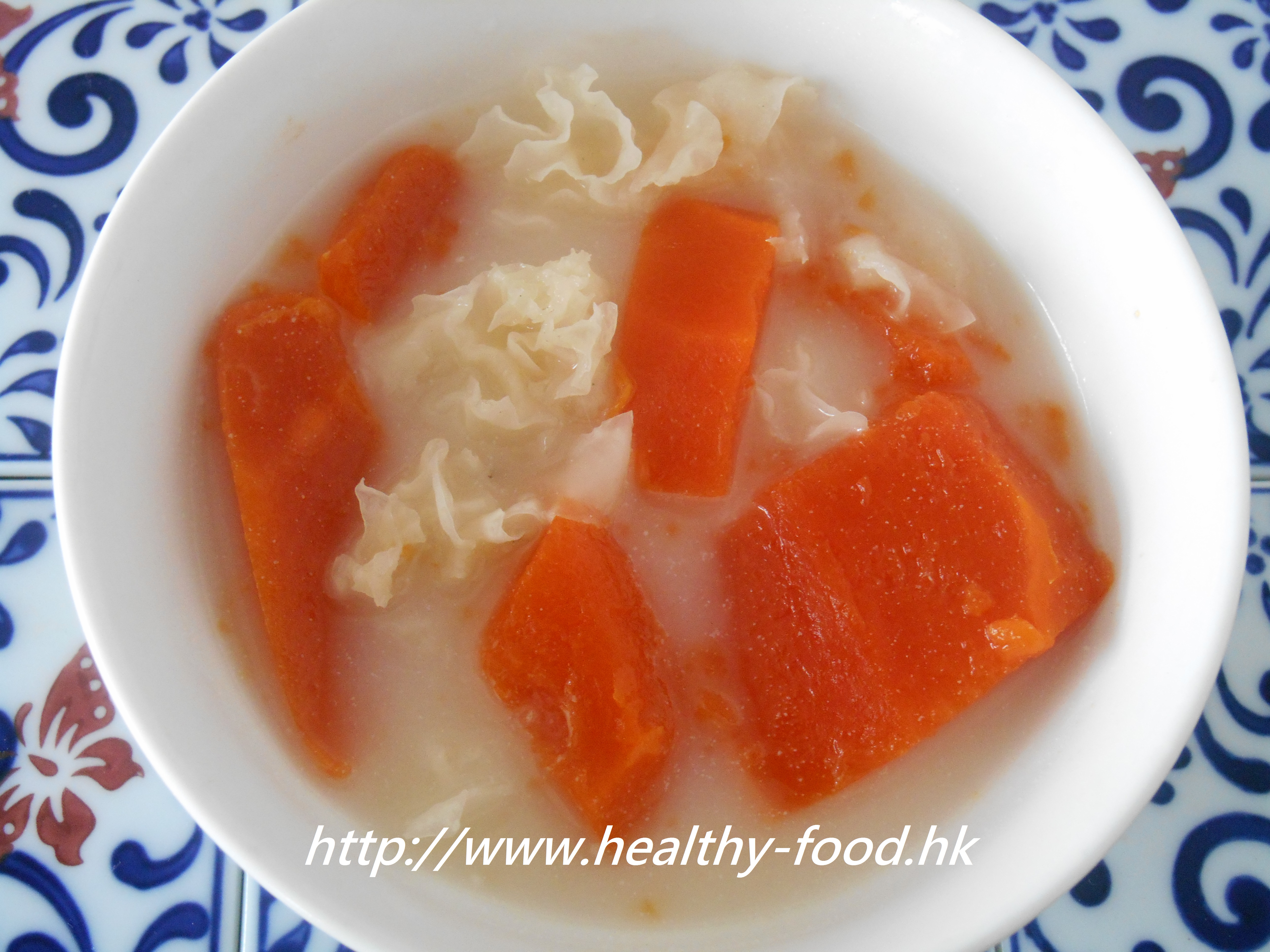 Almond Milk, Snow Fungus, and Papaya Sweet Soup