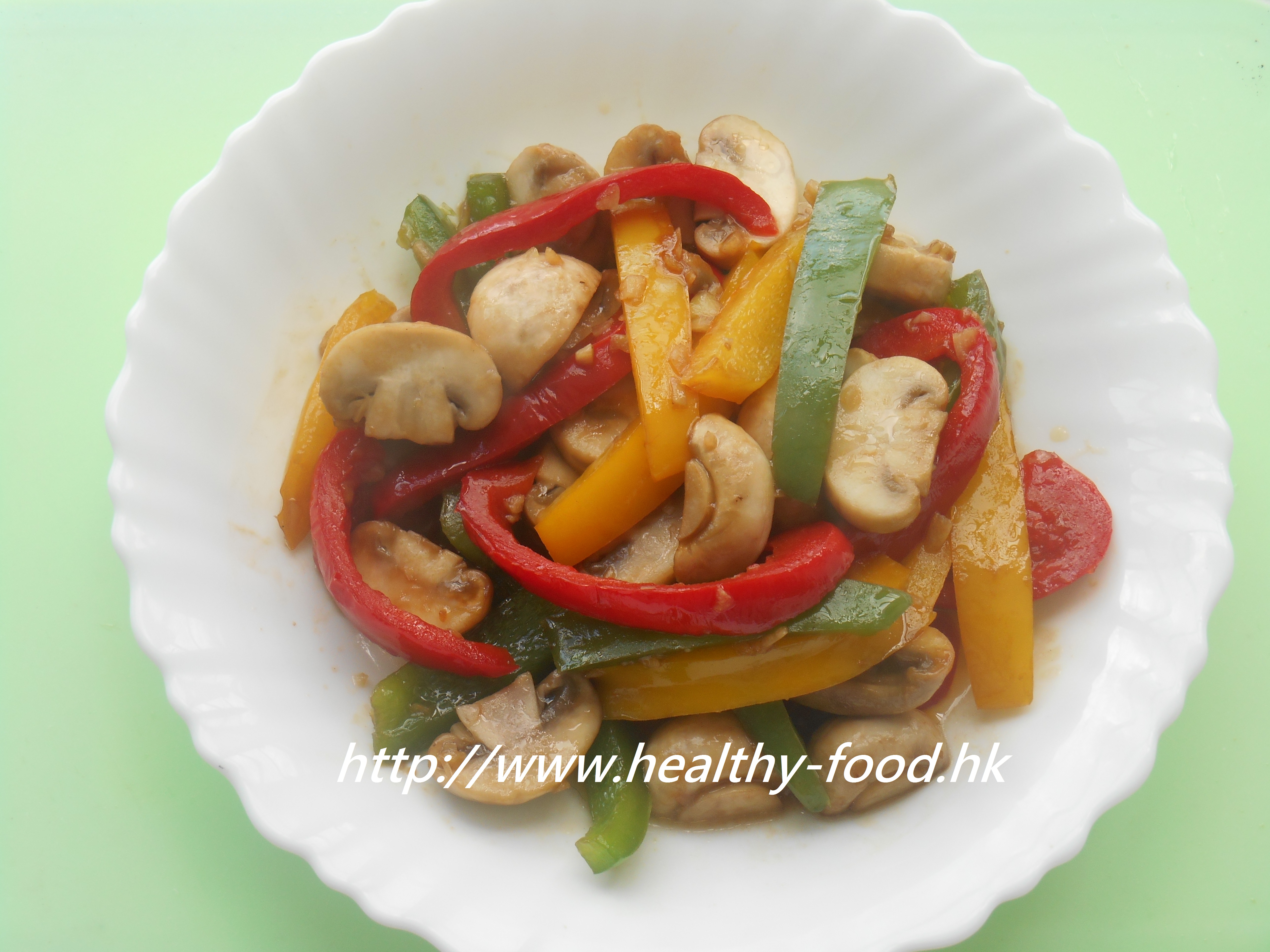 Tri-Colour Bell Pepper & Fresh Mushroom Stir-Fry