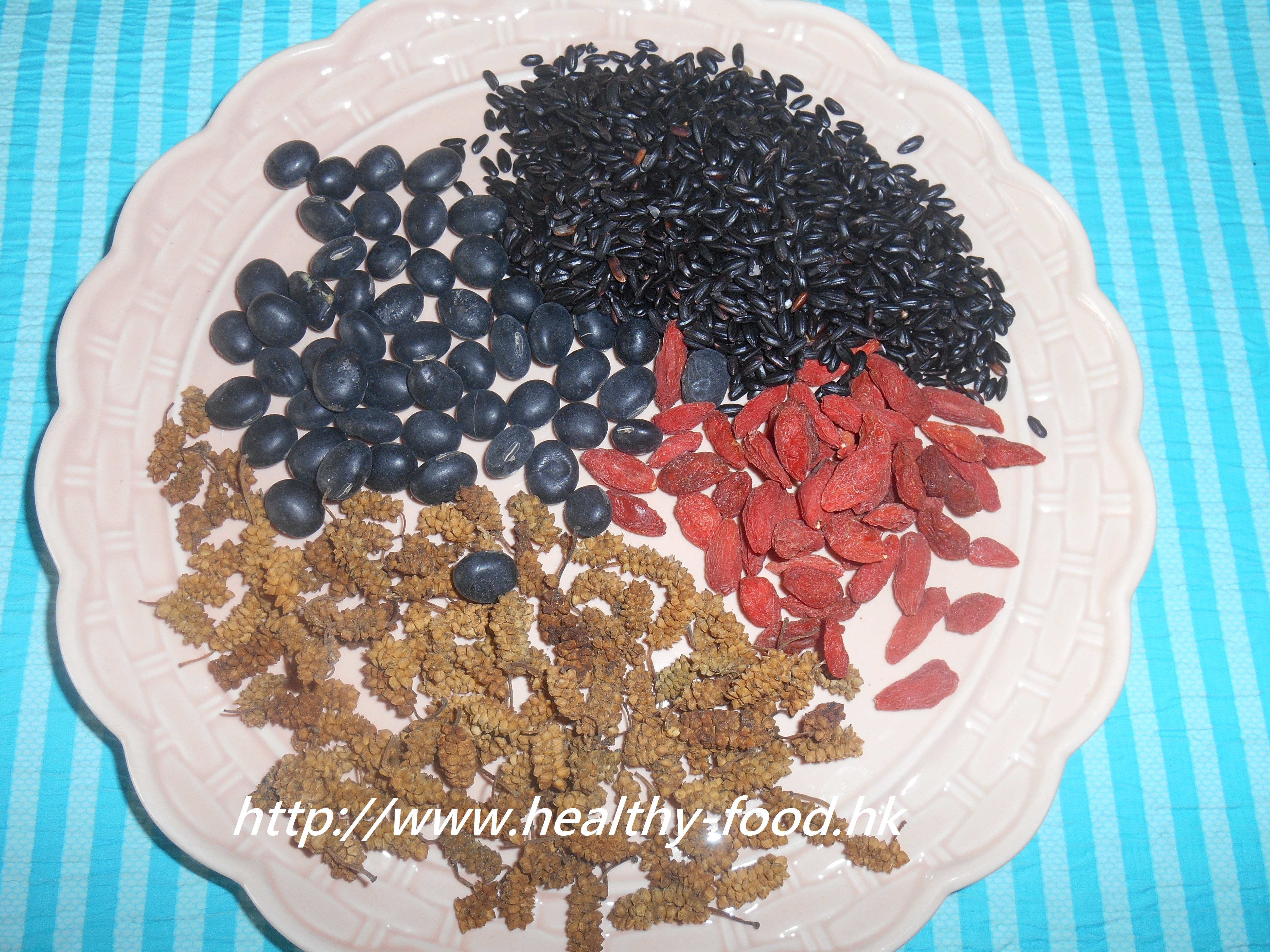 Mulberry, Black Bean, Goji and Black Rice Congee