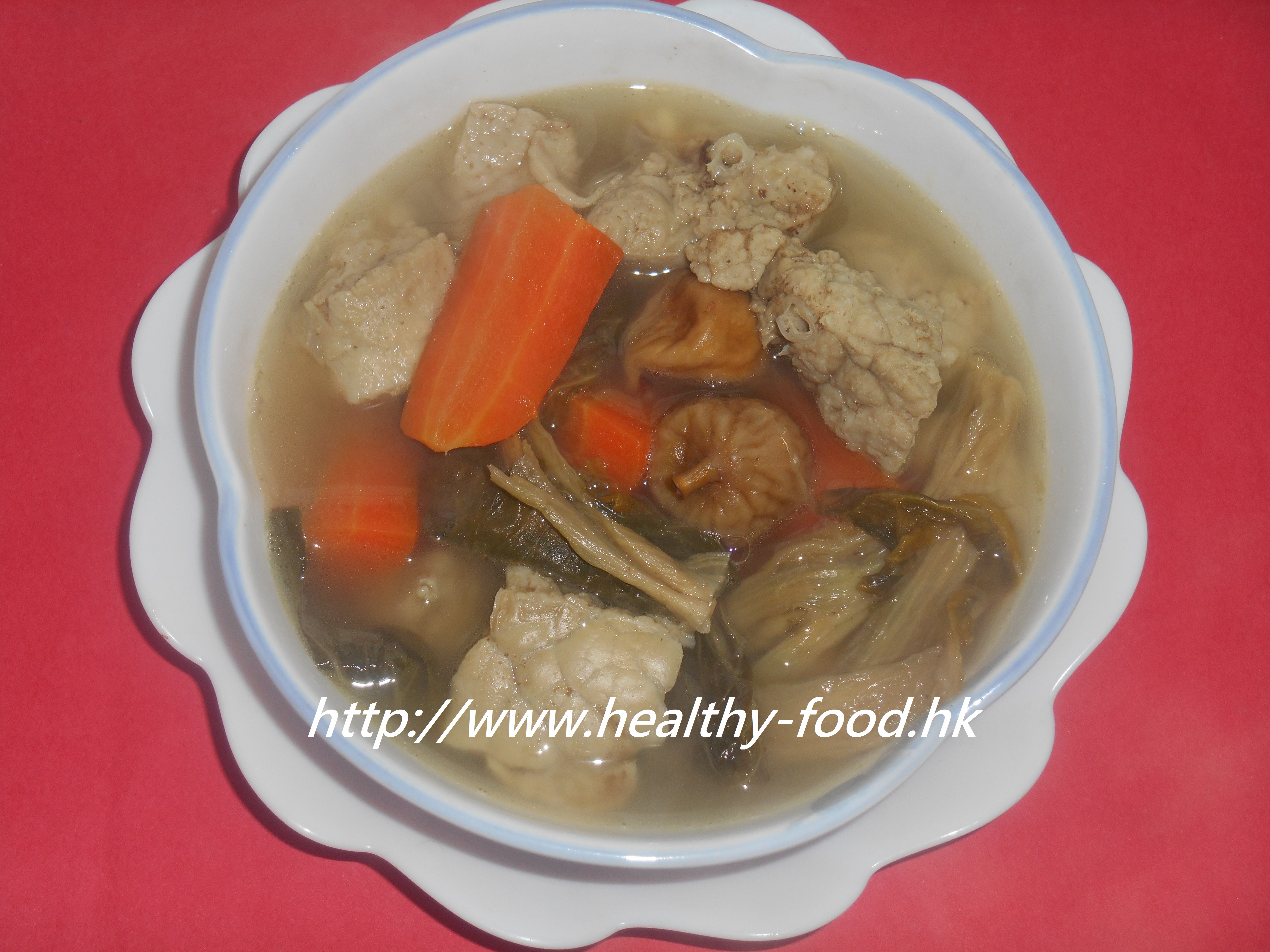 Dried Cabbage, Carrot, Fig and Pig Lung Pork Rib Soup