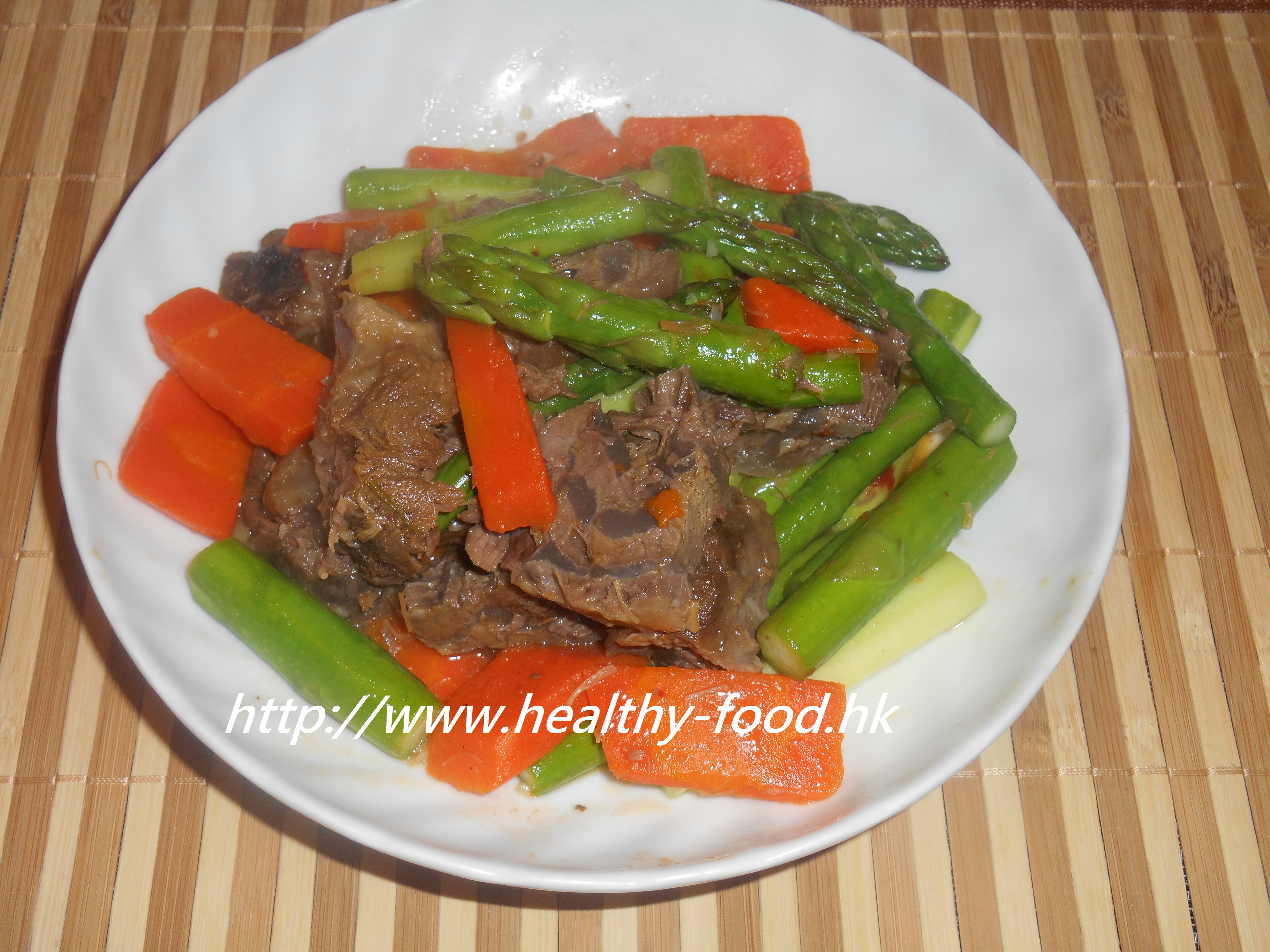 Asparagus Stir-Fried with Braised Beef Shank