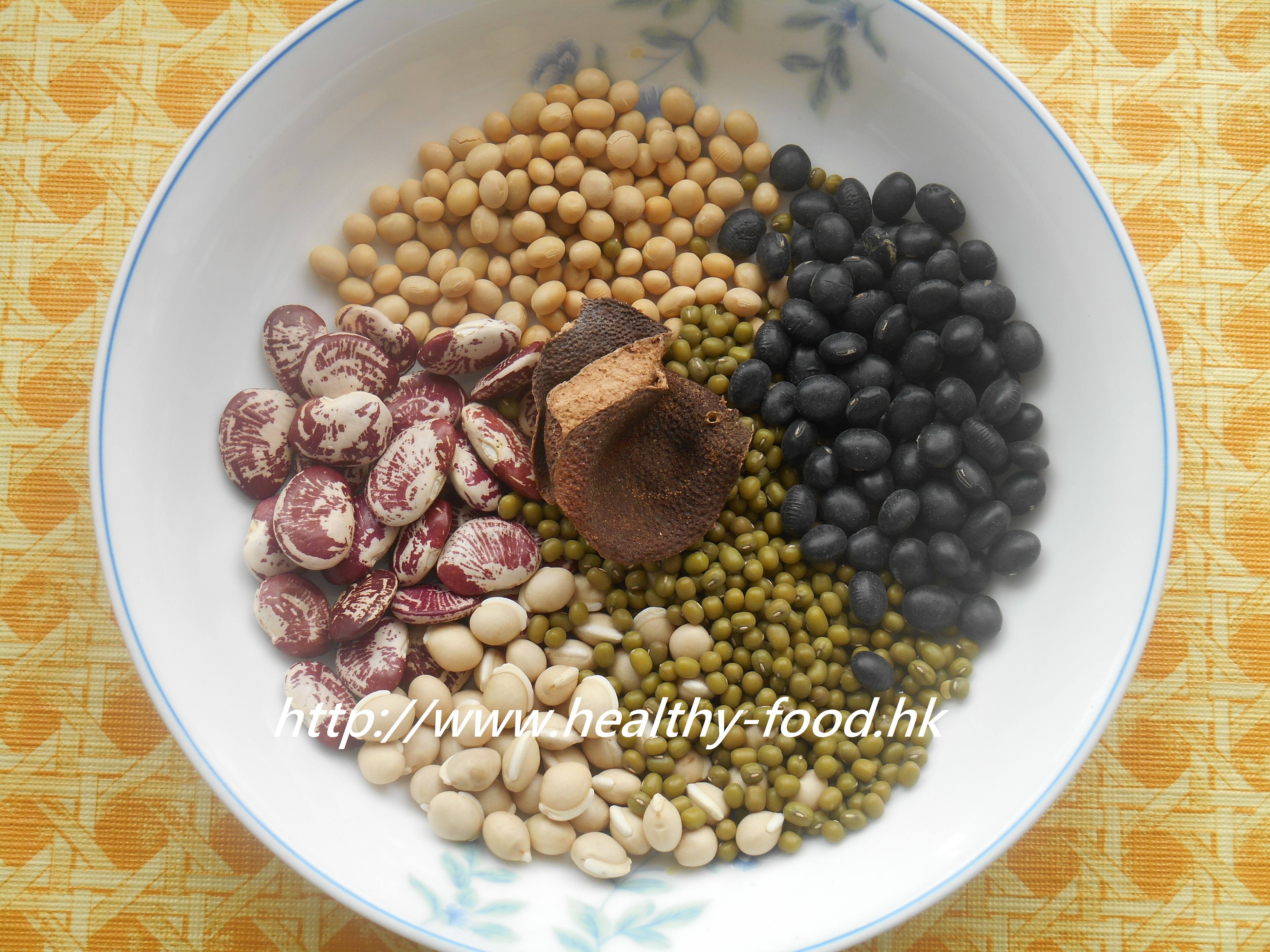 Five-Color Bean and Dried Tangerine Peel Soup