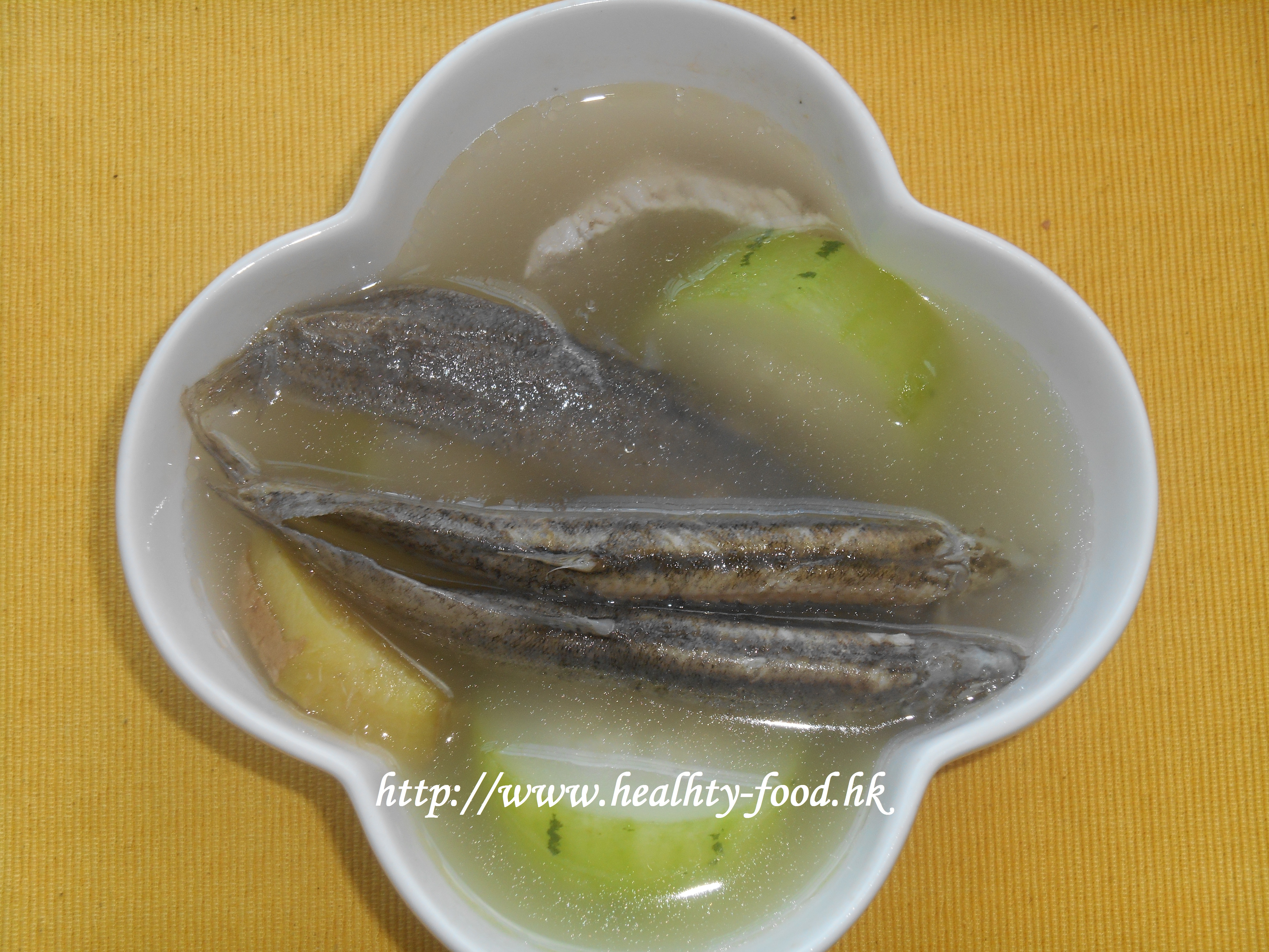 Hairy Gourd, Loach Fish and Lean Pork Soup