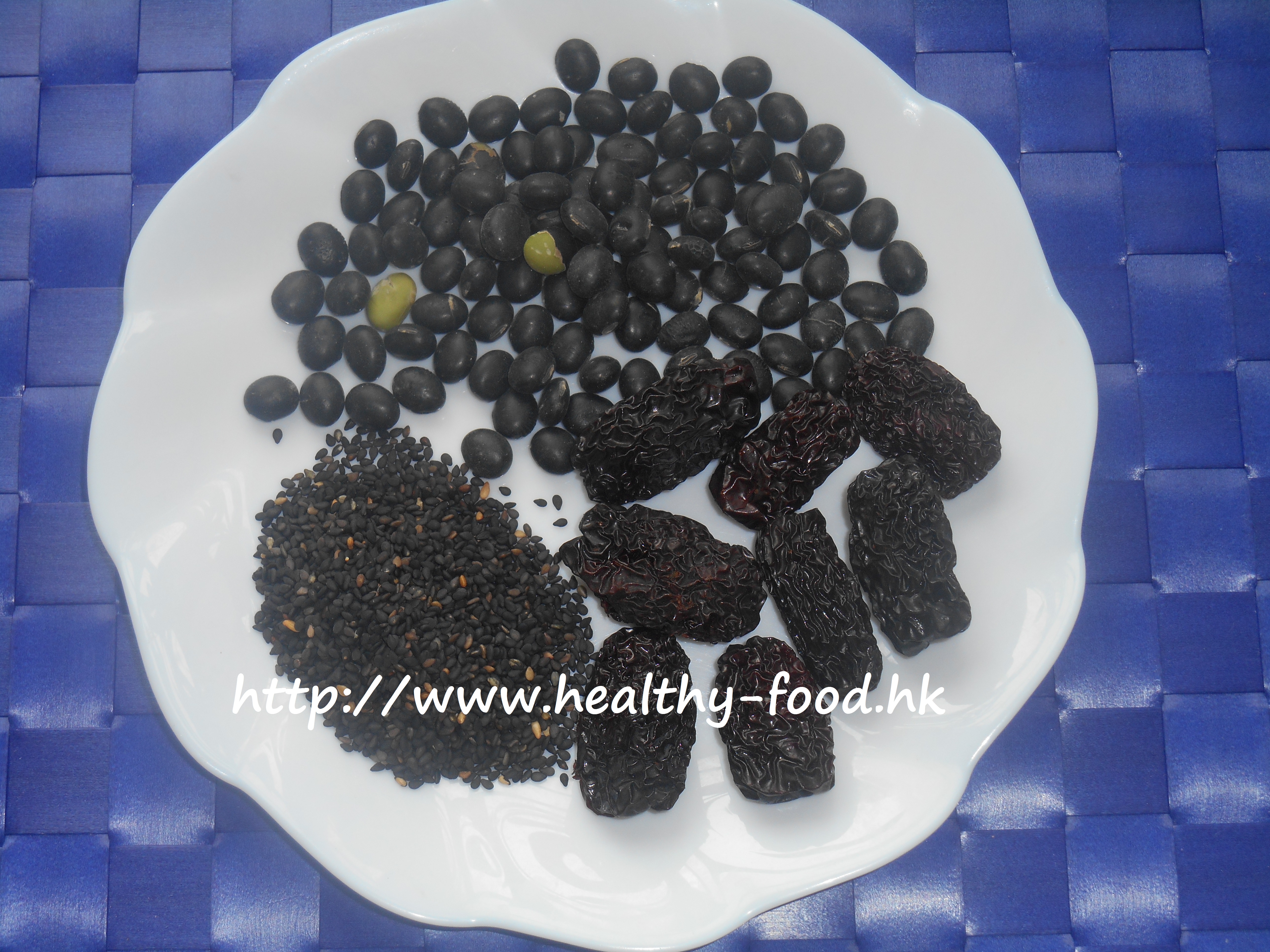 Black Bean, Black Sesame and Southern Date Soup