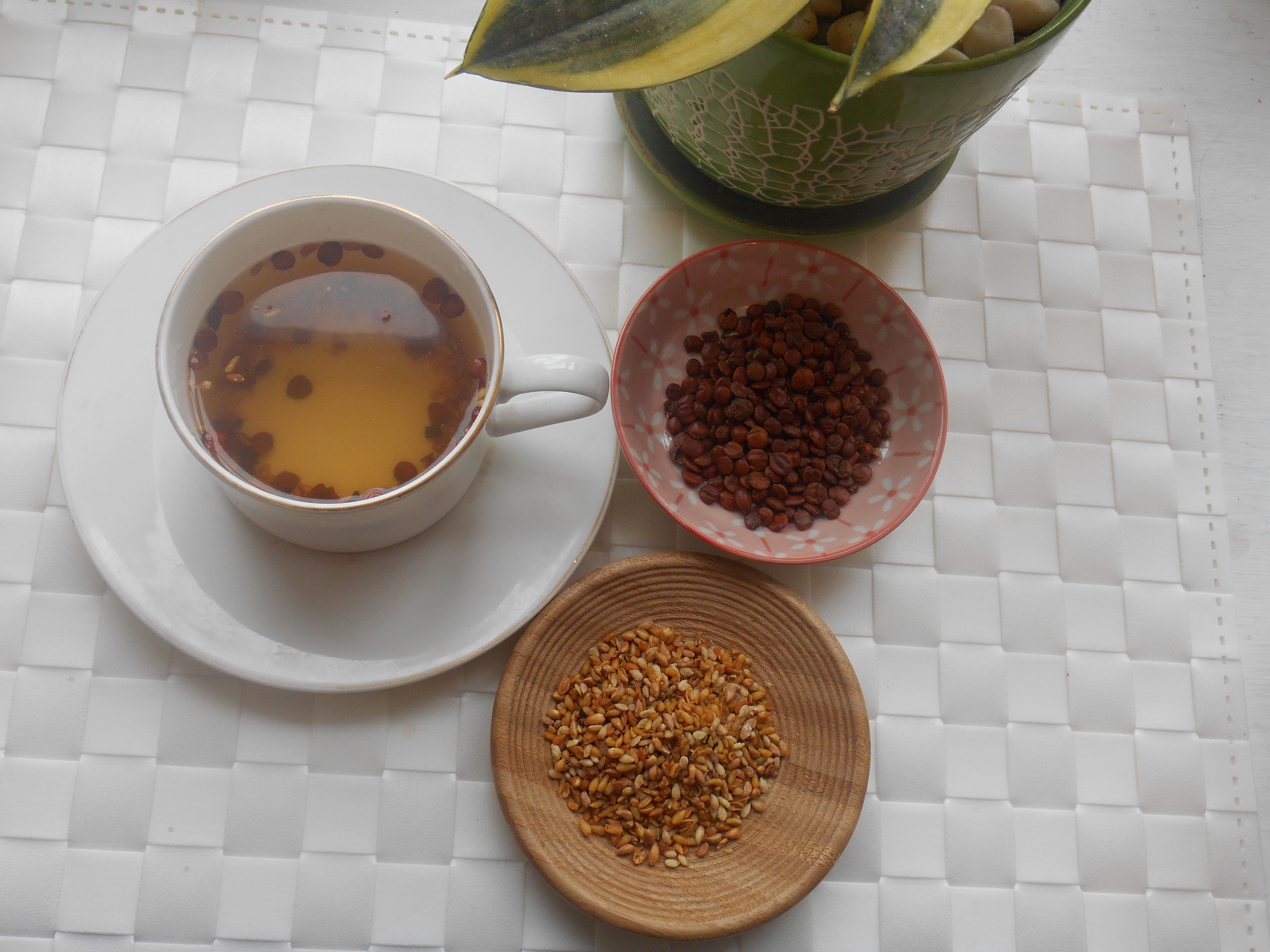 Biota Seed and Toasted Ziziphus Tea