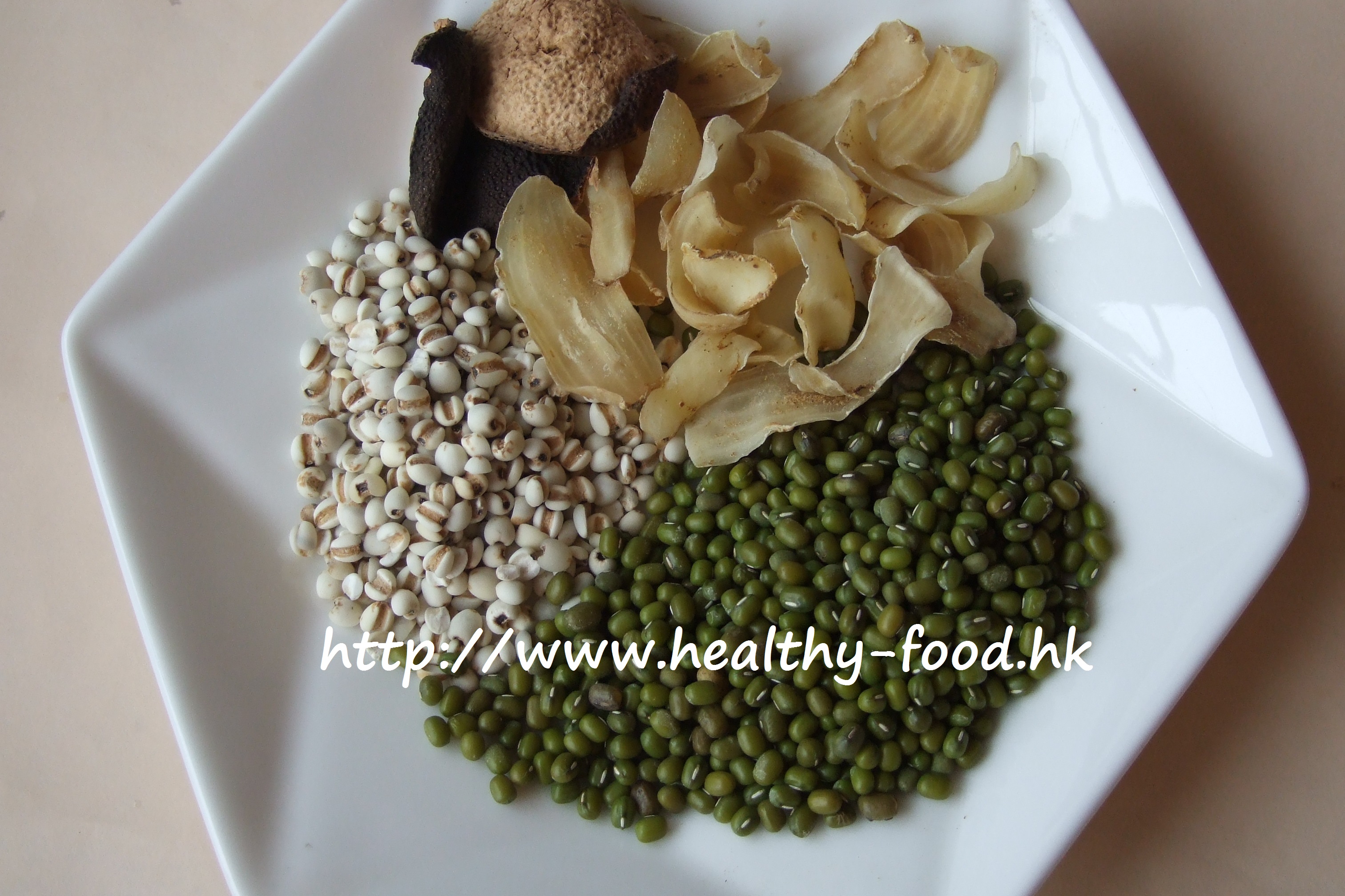 Mung Bean, Coix Seed and Fresh Lily Bulb Congee