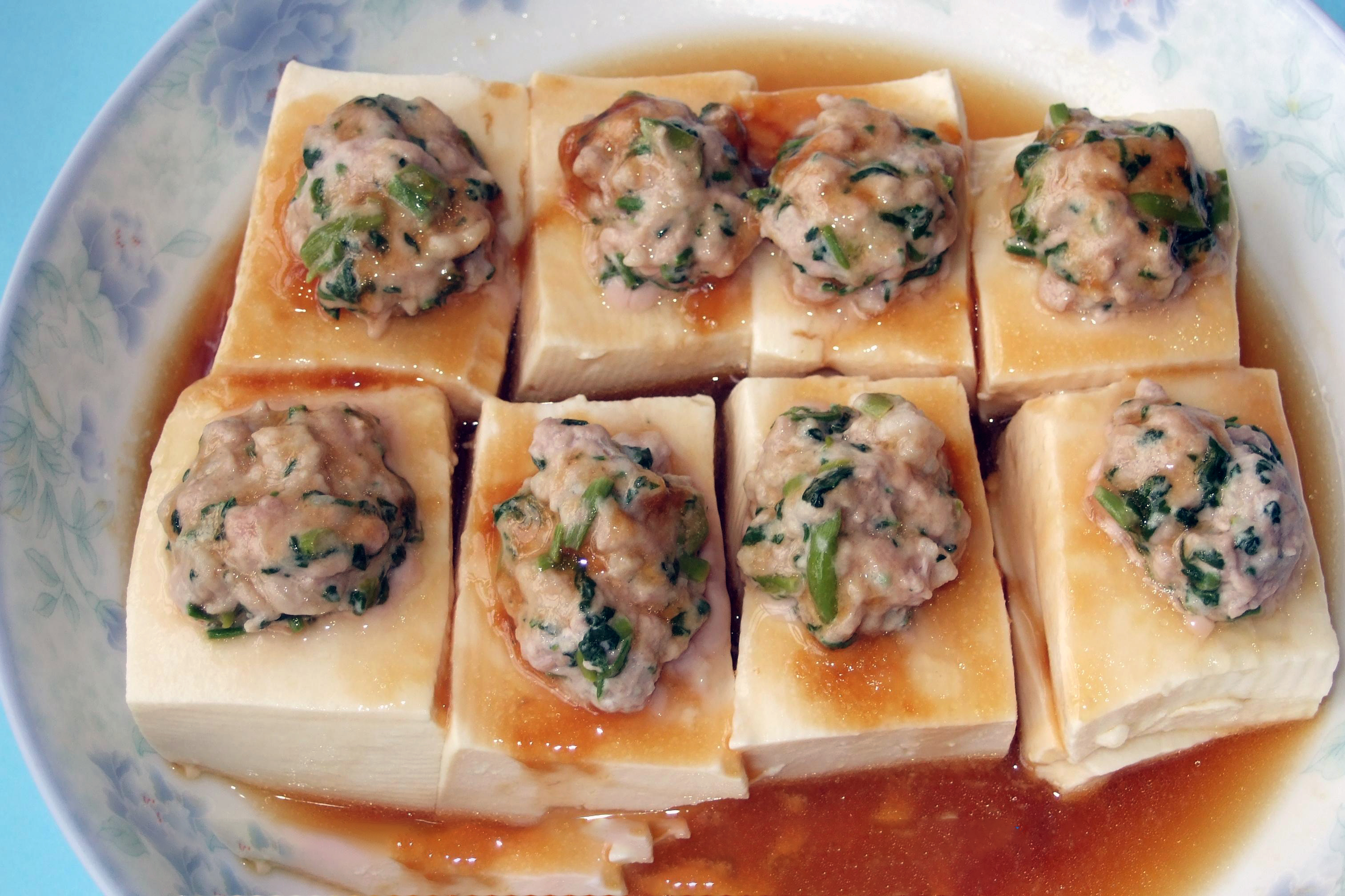 Steamed Stuffed Tofu with Minced Pork