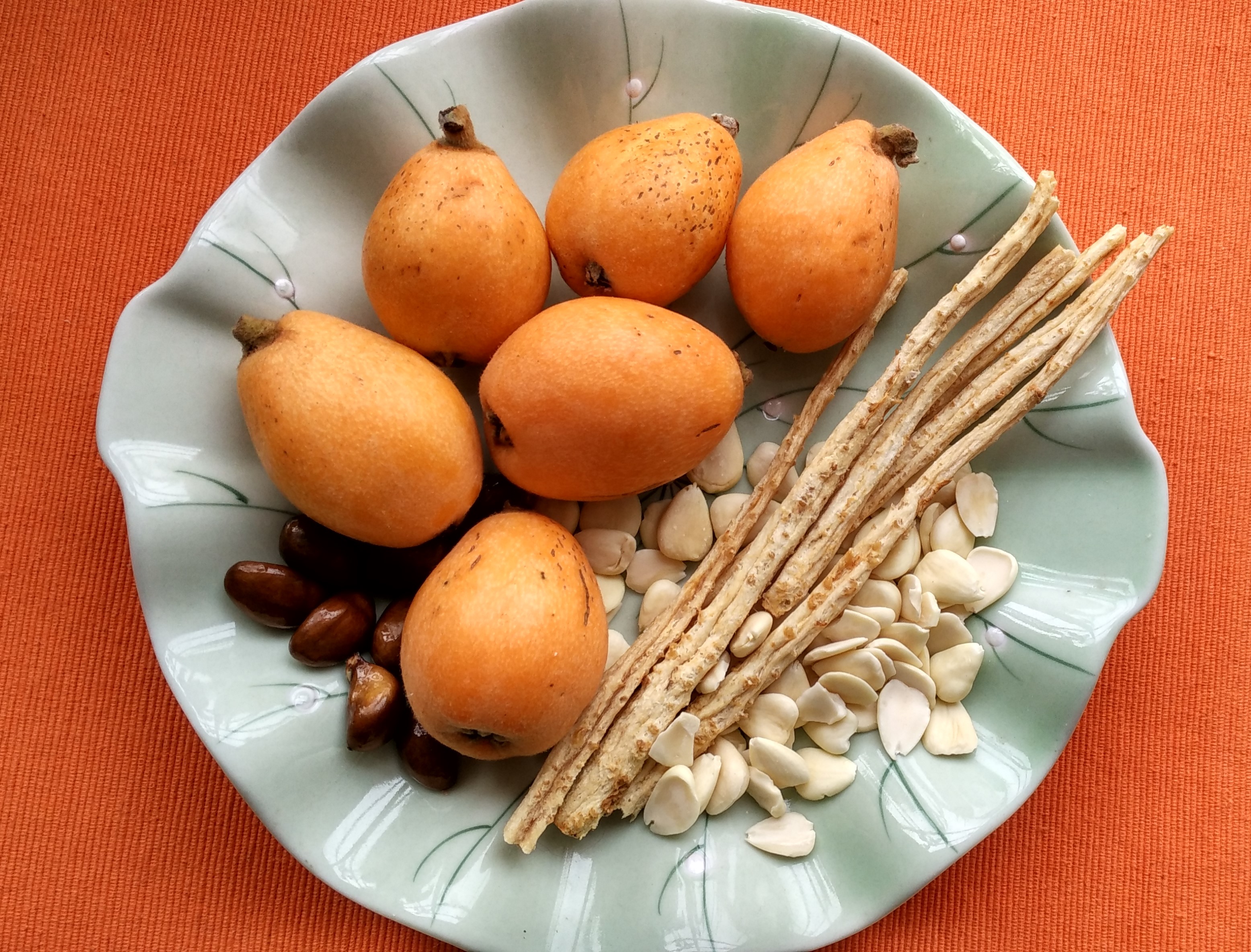 Loquat Adenophora Almond Tea