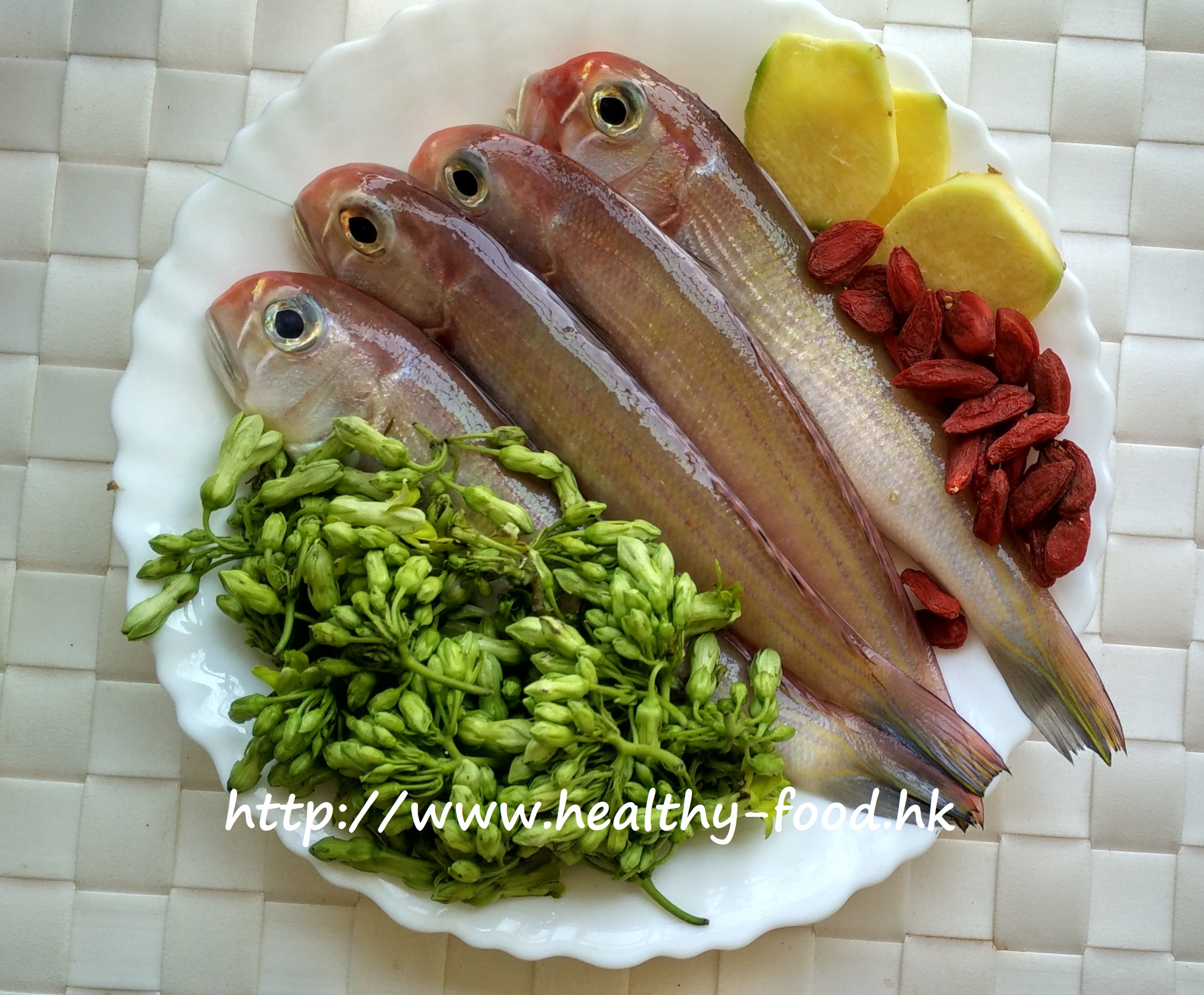 Night-Blooming Jasmine, Goji Berry and Fresh Fish Soup