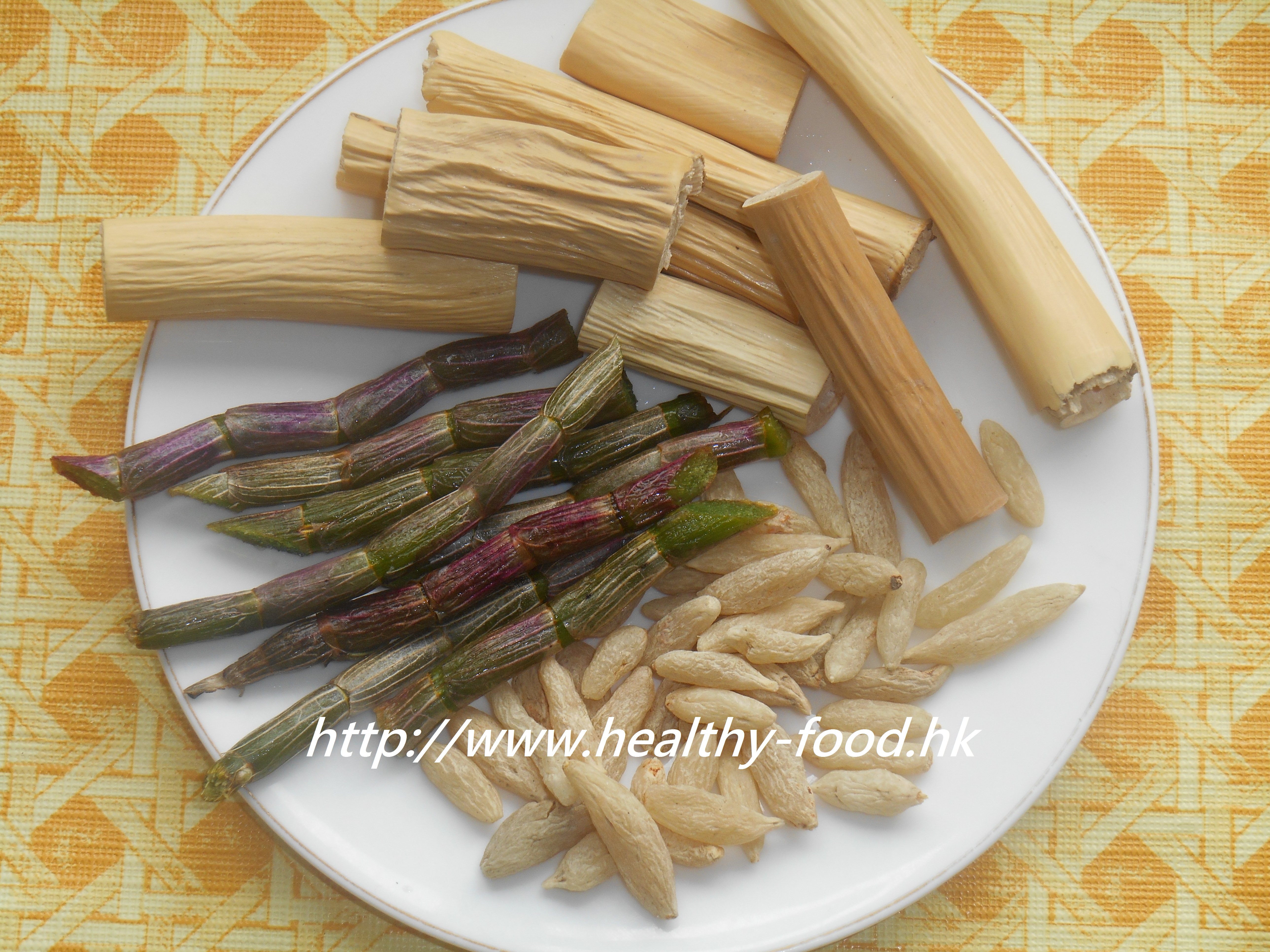 Fresh Dendrobium, Reed Root & Ophiopogon Tea