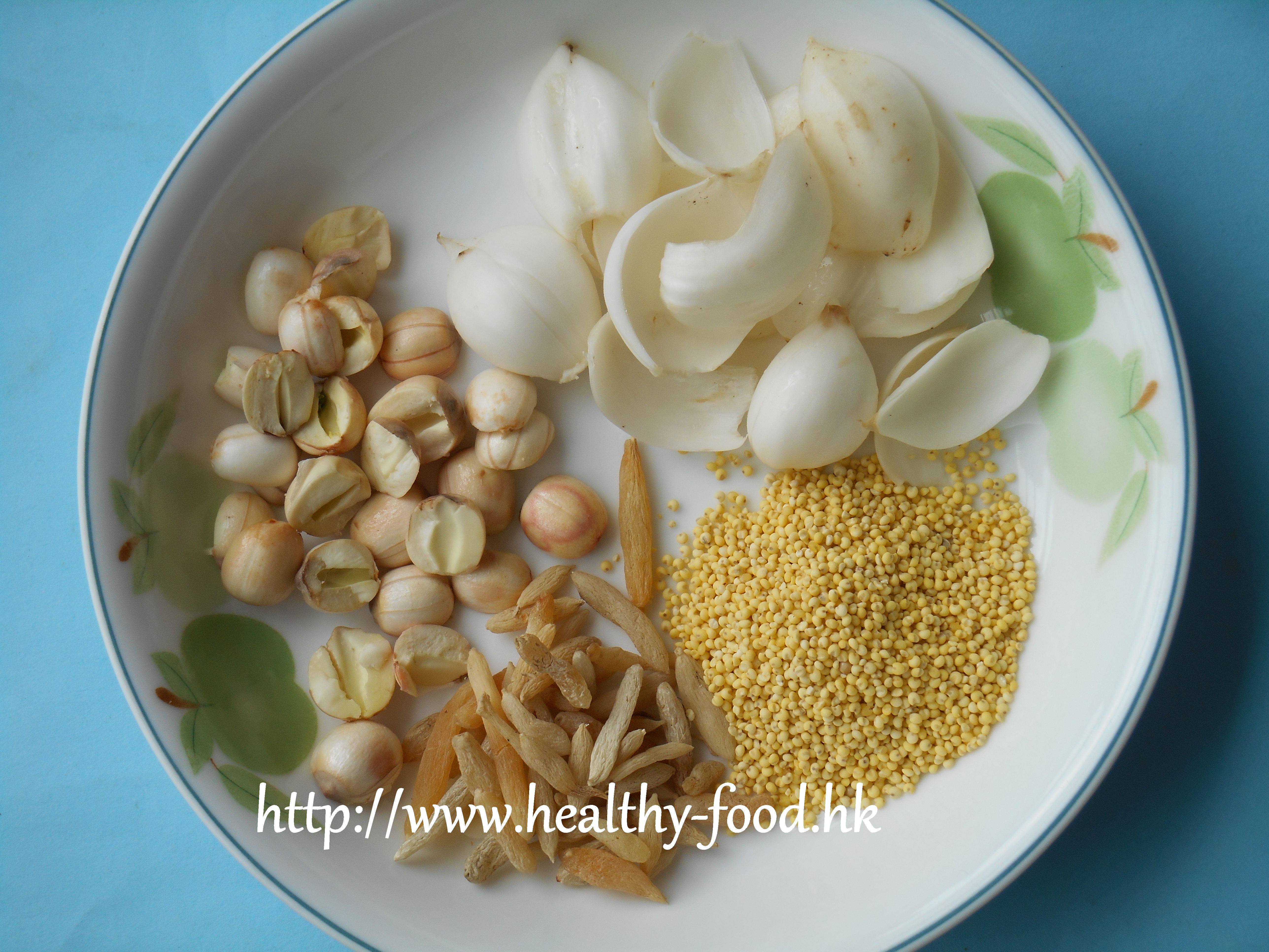Fresh Lotus Seed, Lily, Ophiopogon and Millet Congee