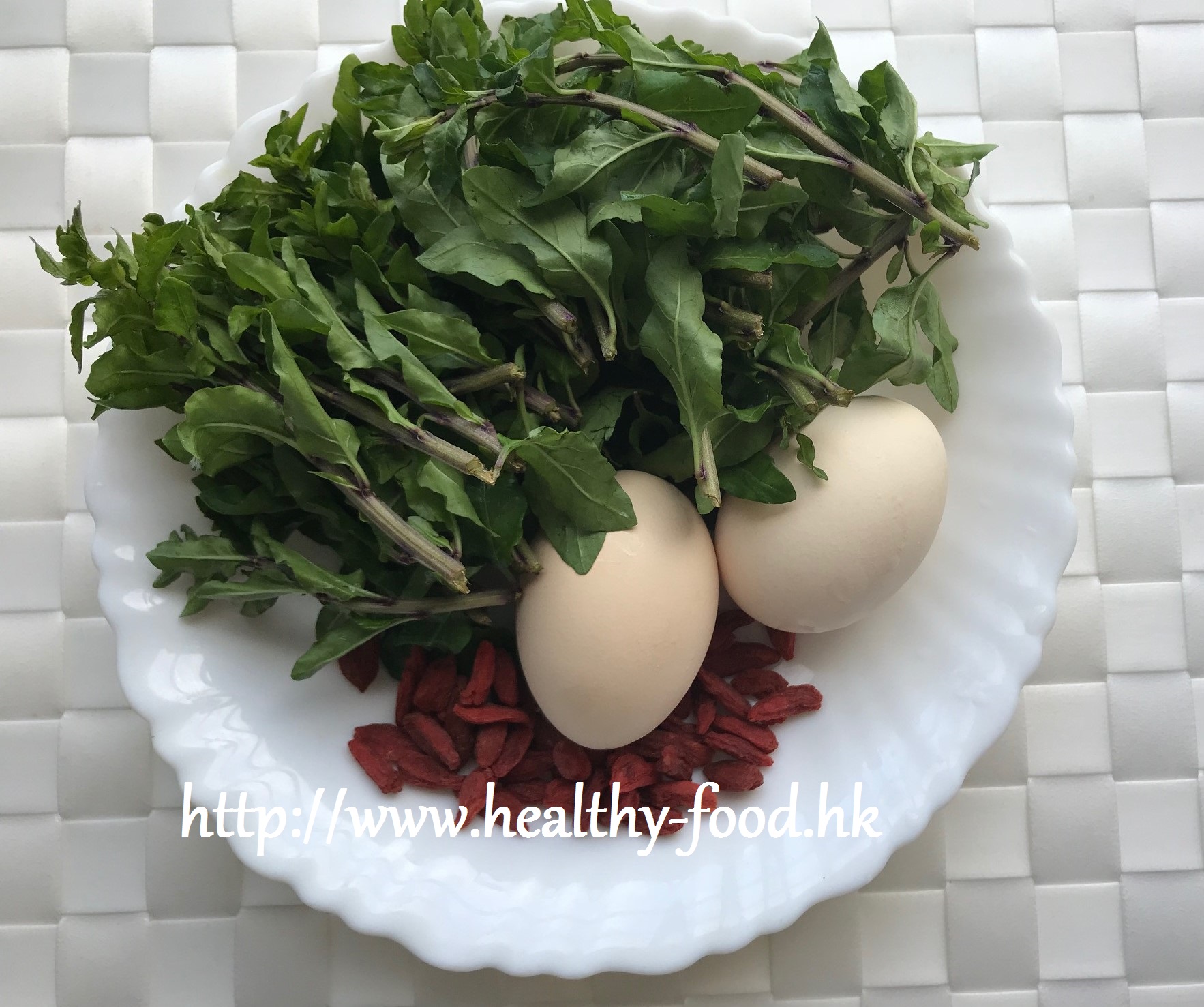 Wolfberry Greens, Goji Berry and Egg White Soup