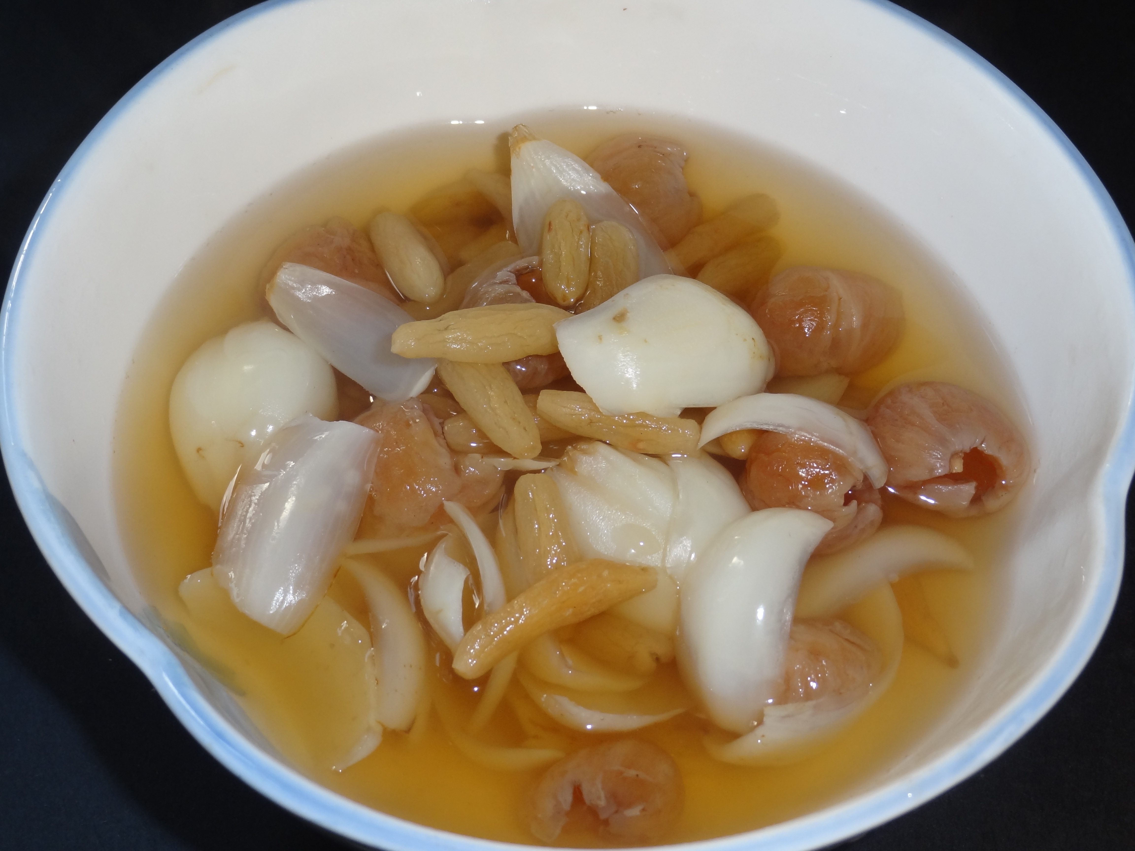 Ophiopogon, Lily Bulb and Longan Sweet Soup
