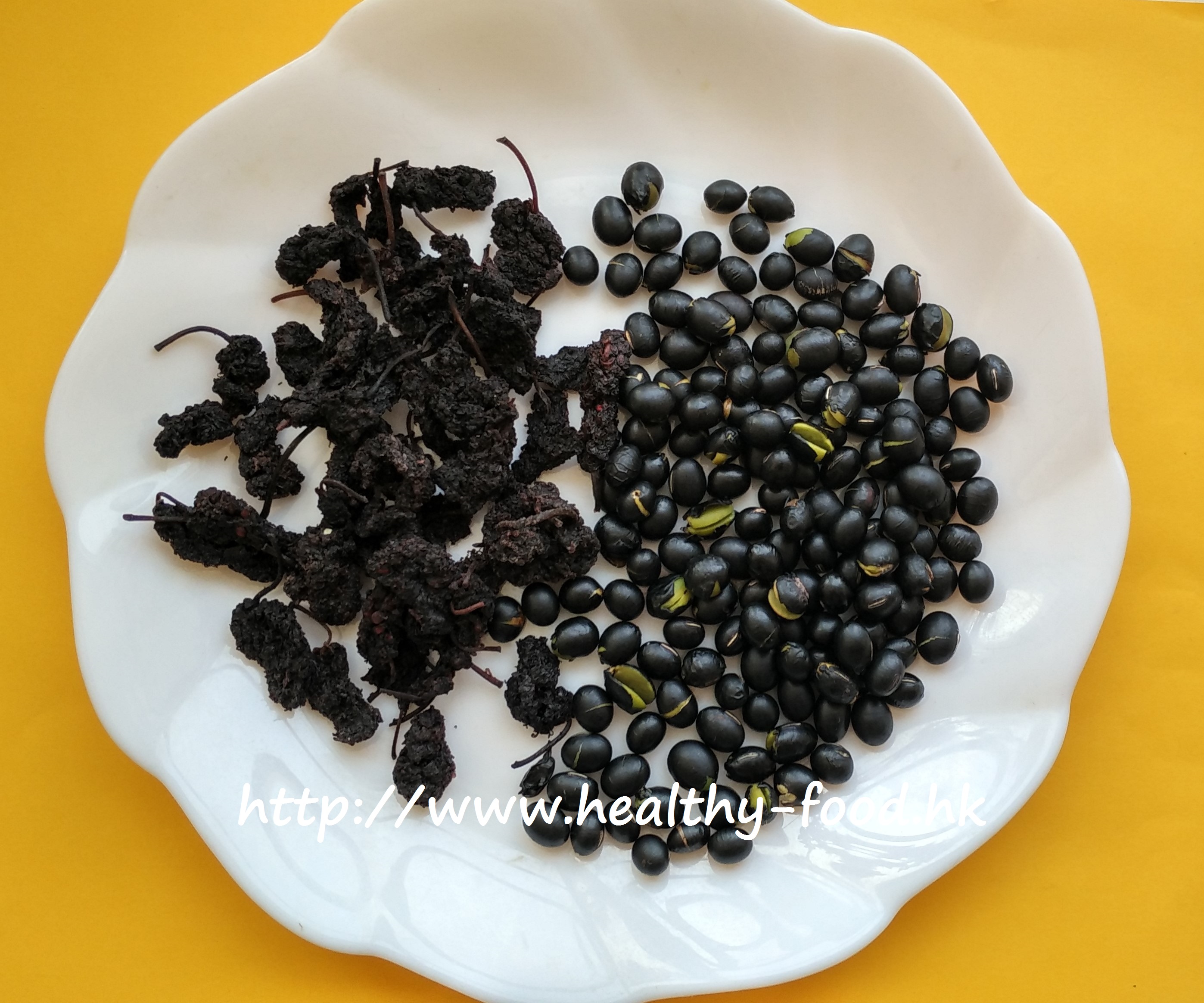 Toasted Black Bean and Black Mulberry Tea
