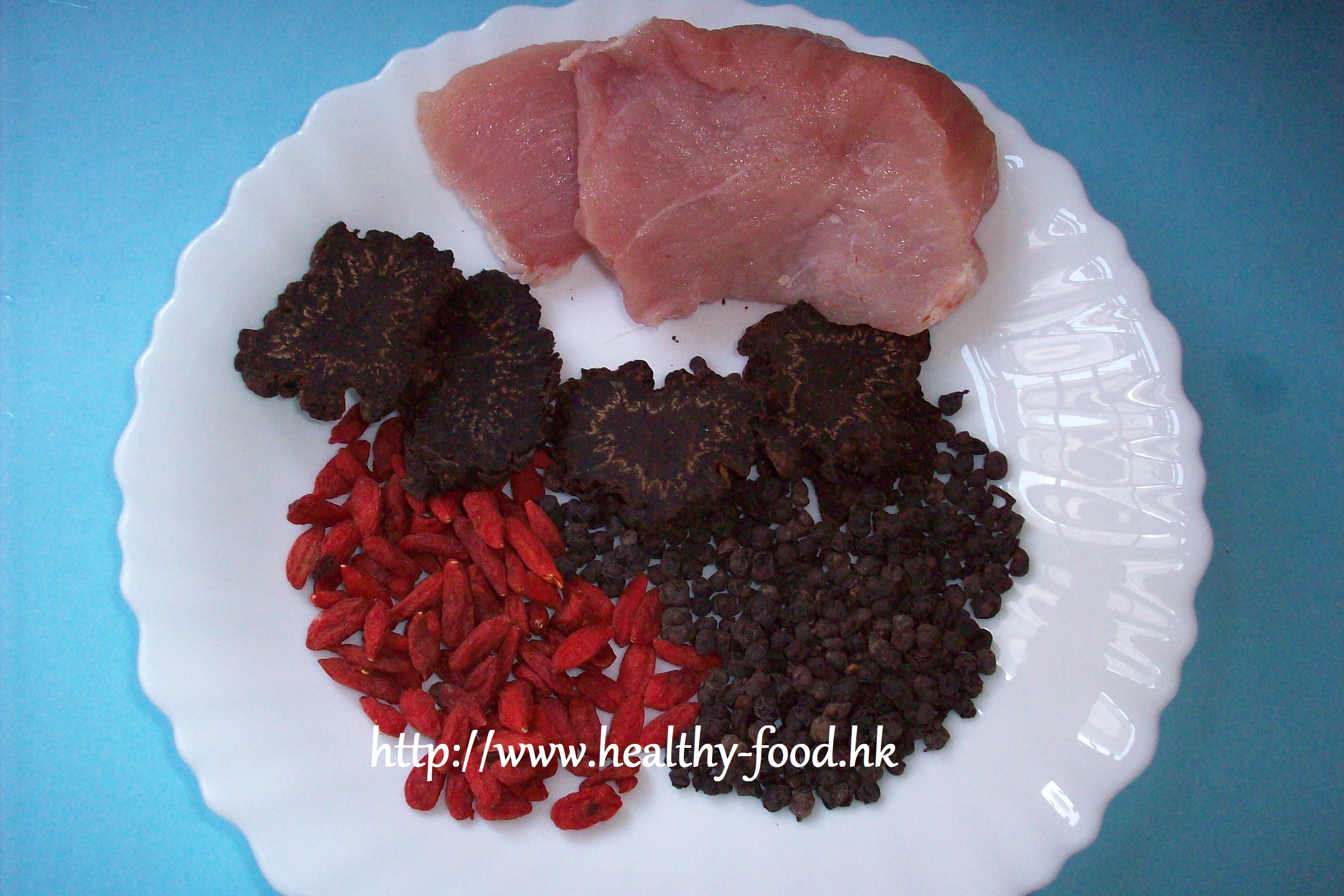 Cistanche, Goji Berry and Schisandra Berry Lean Pork Soup