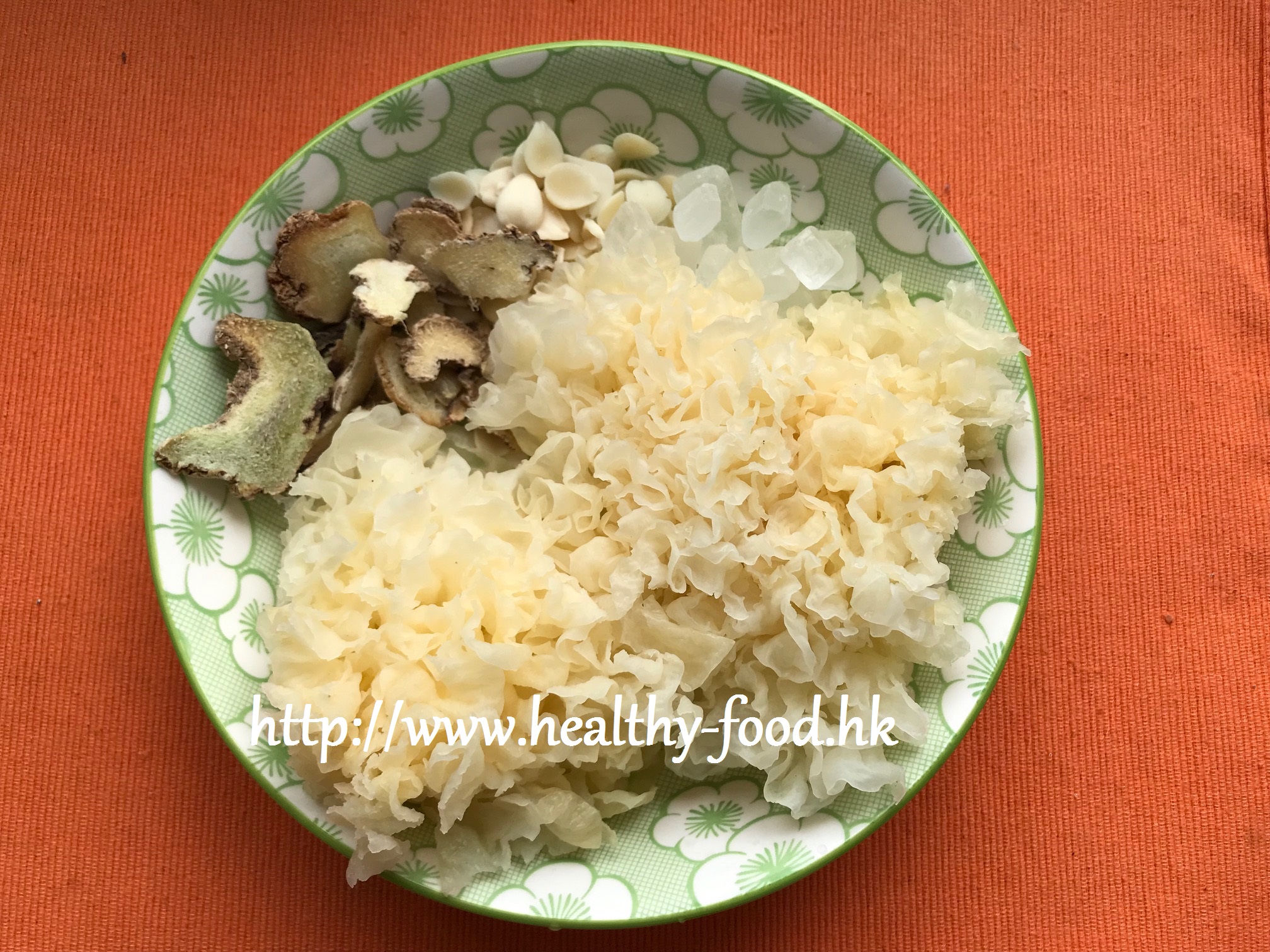 Bai Ji, Snow Fungus and Apricot Kernel Sweet Soup