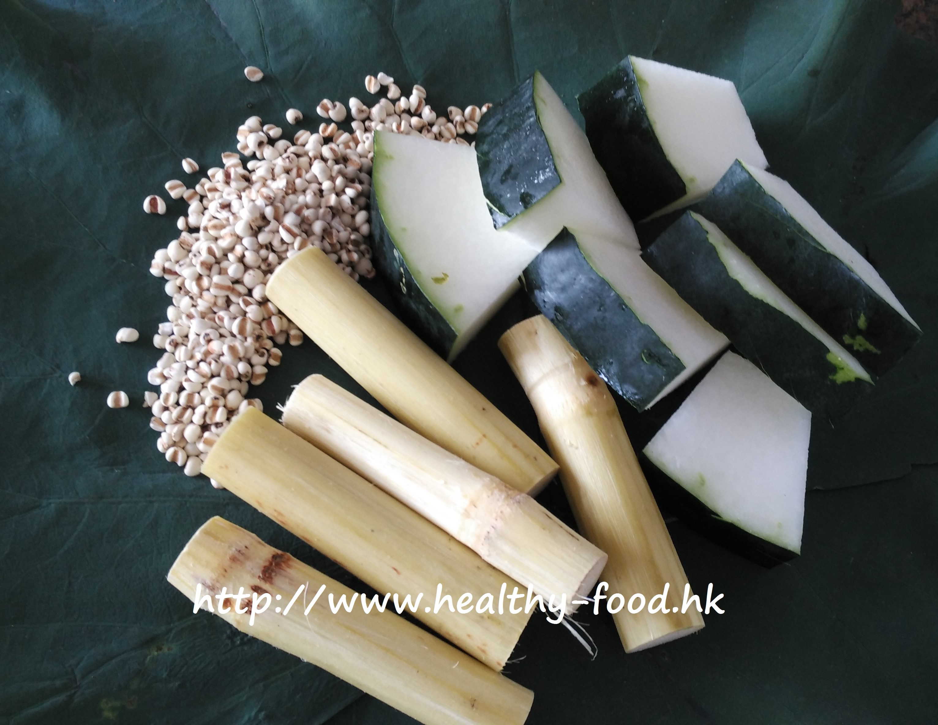 Fresh Lotus Leaf Winter Melon Job's Tears Sugar Cane Drink