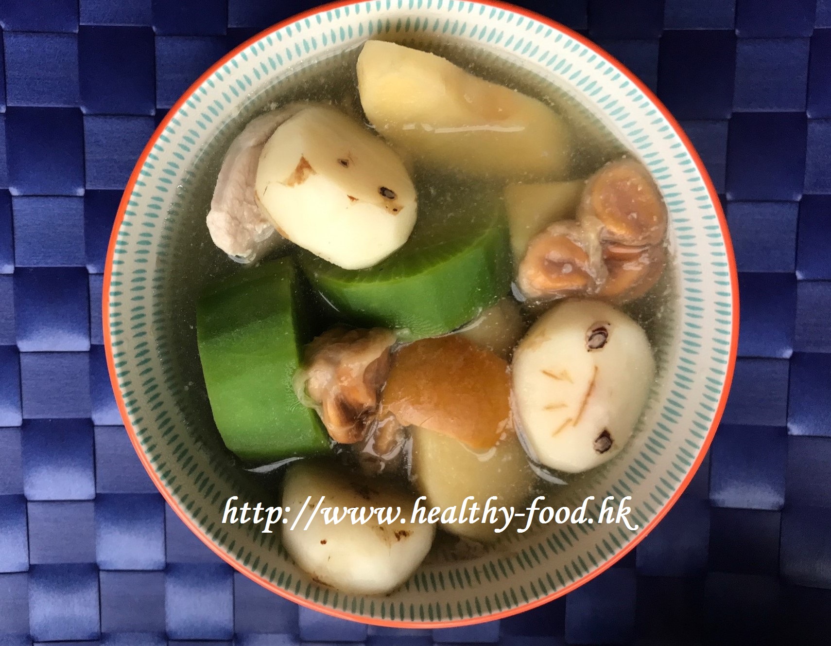 Green Radish Luo Han Guo Apple Water Chestnut Lean Pork Soup