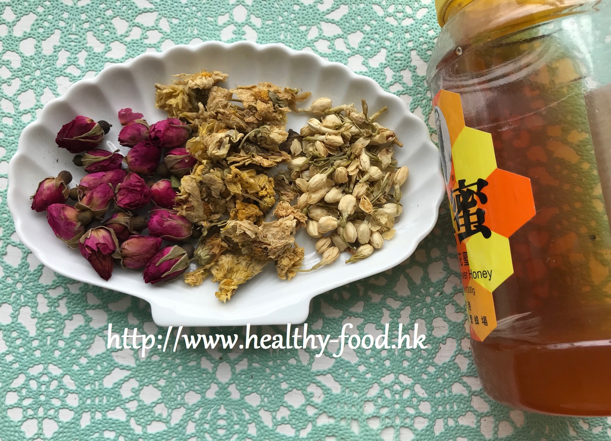 Three-Flower Honey Tea (Rose, Jasmine and Chrysanthemum)