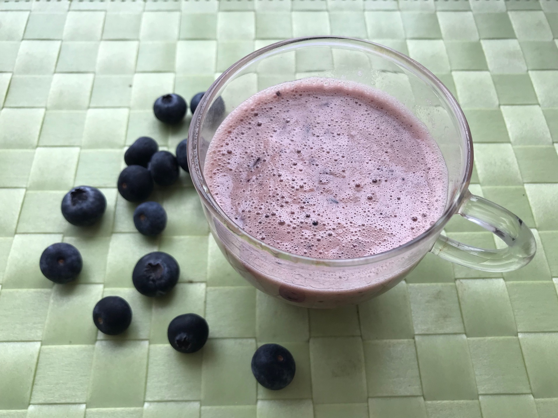 Blueberry Yakult Smoothie