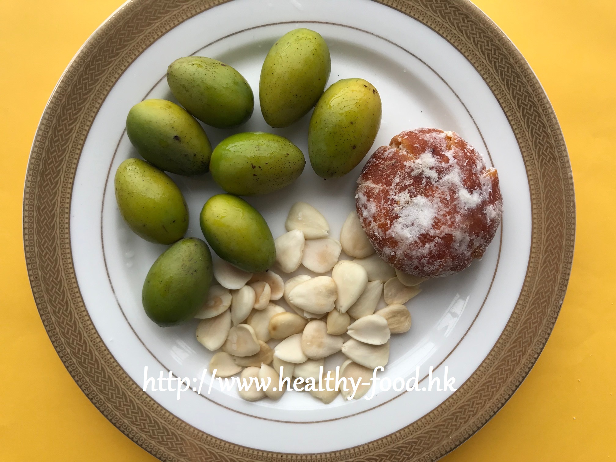 Green Olive, Mandarin Cake and Sweet Almond Tea