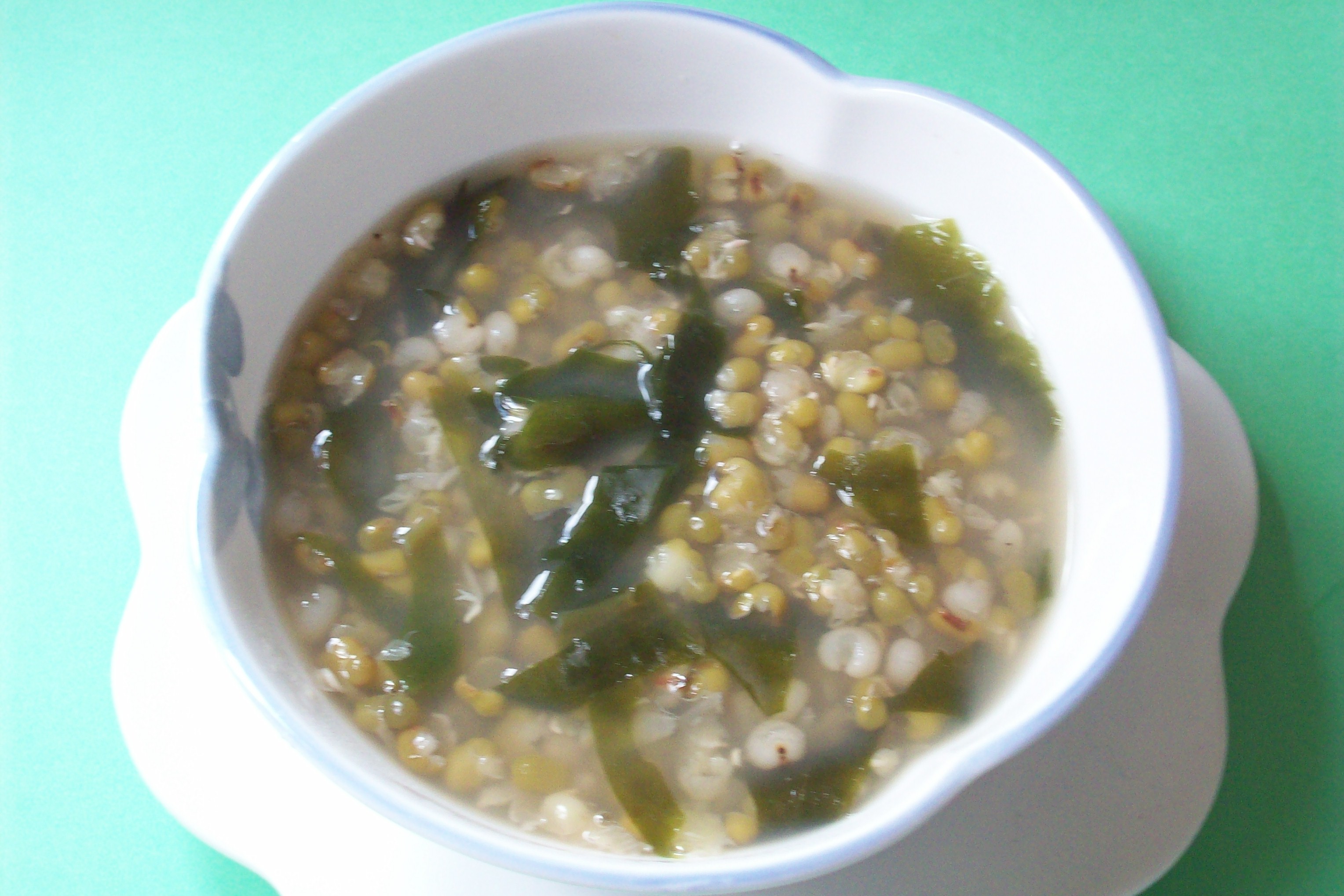 Seaweed, Mung Bean and Job's Tears Sweet Porridge