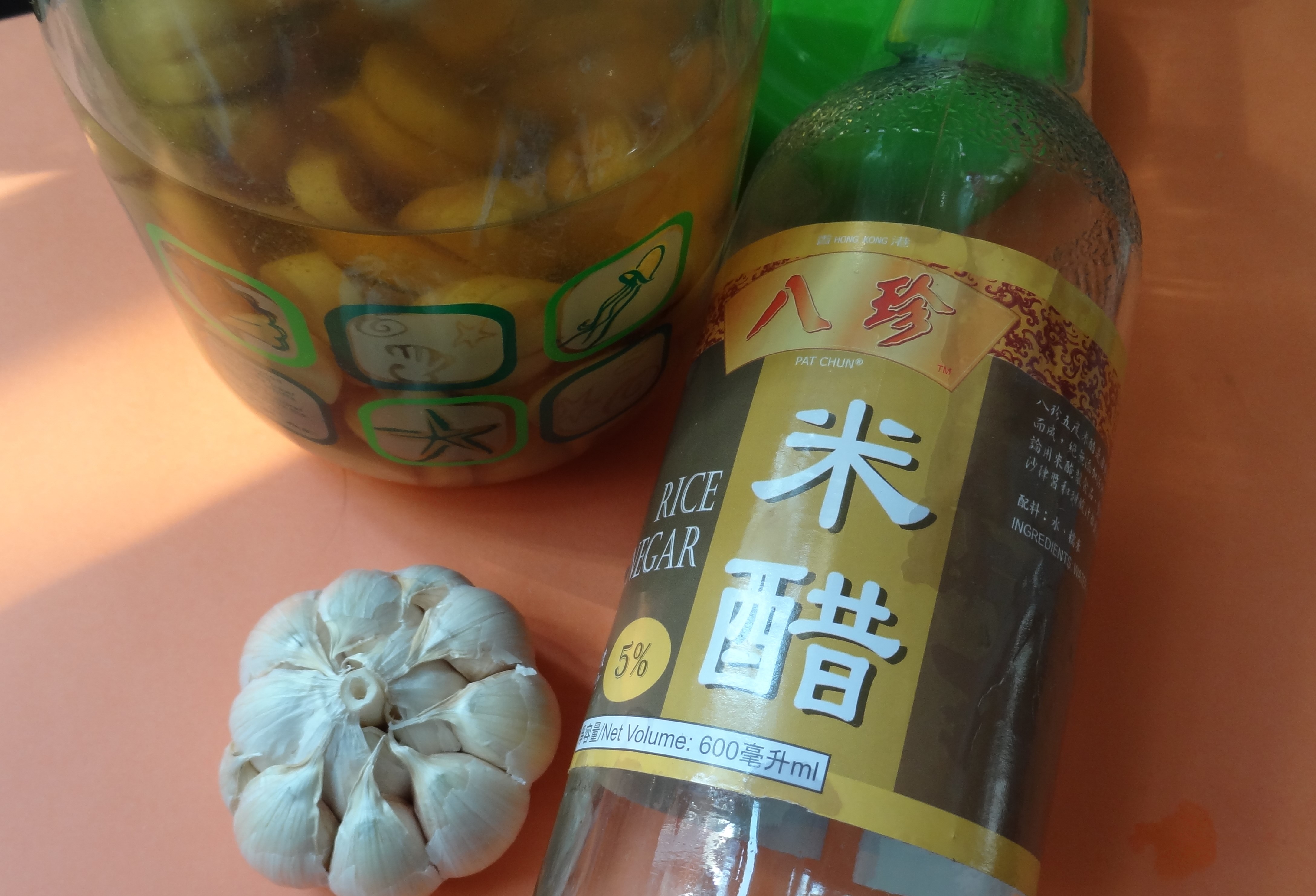 Garlic Vinegar