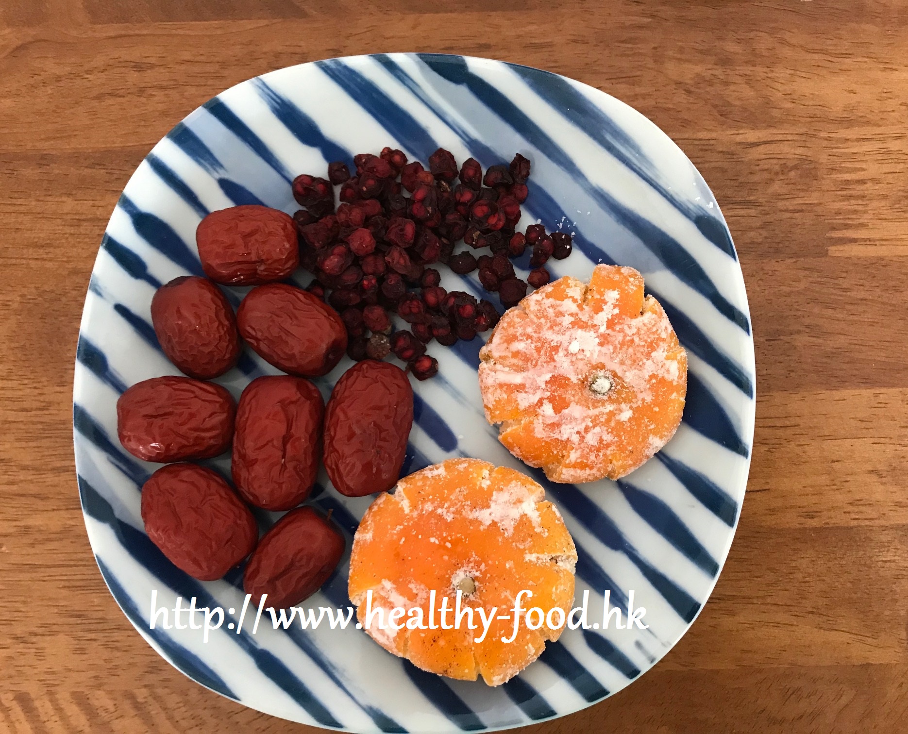 Tangerine Cake and Schisandra Berry Tea