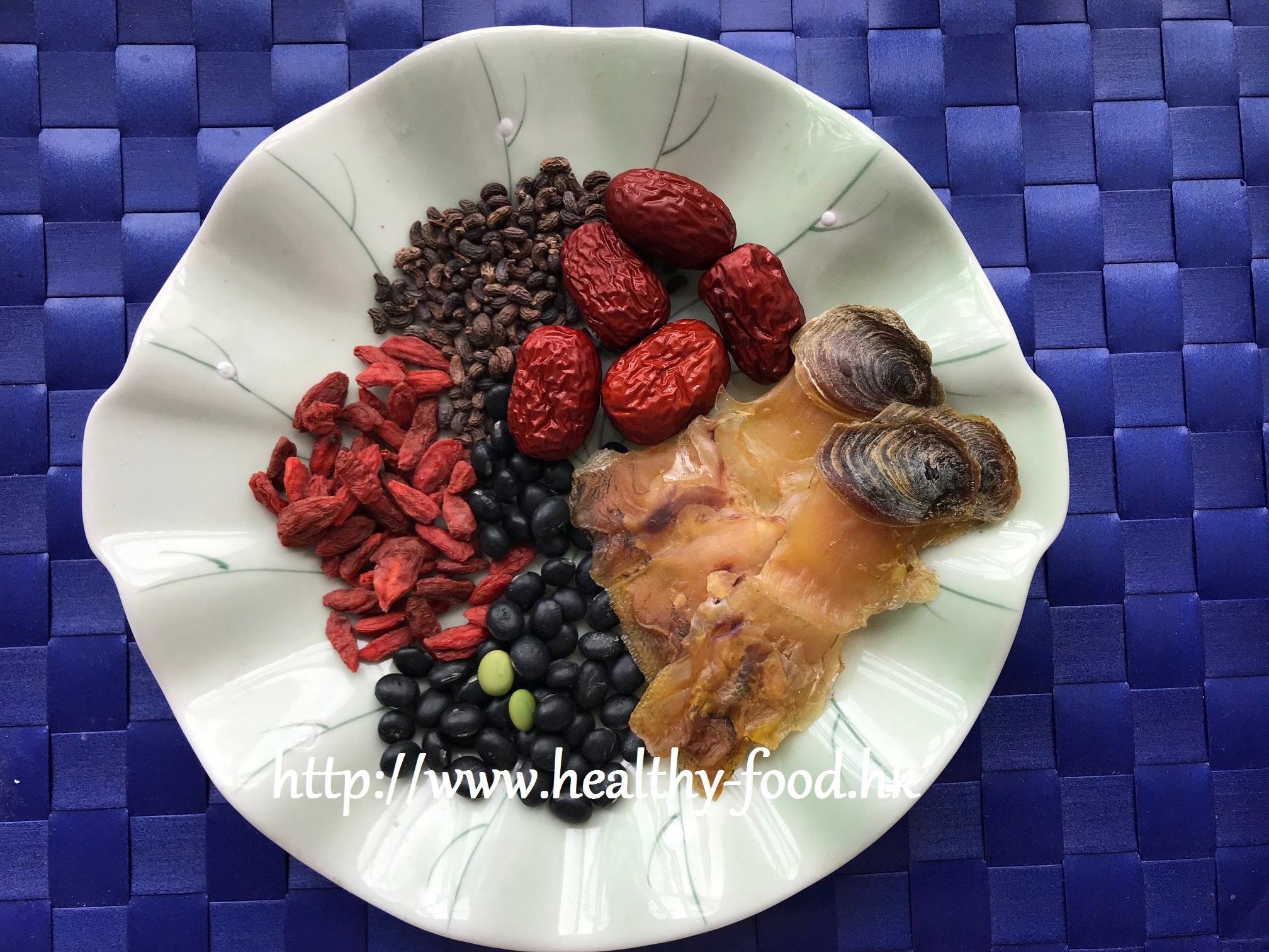 Ligustrum, Goji Berry and Dried Conch Soup