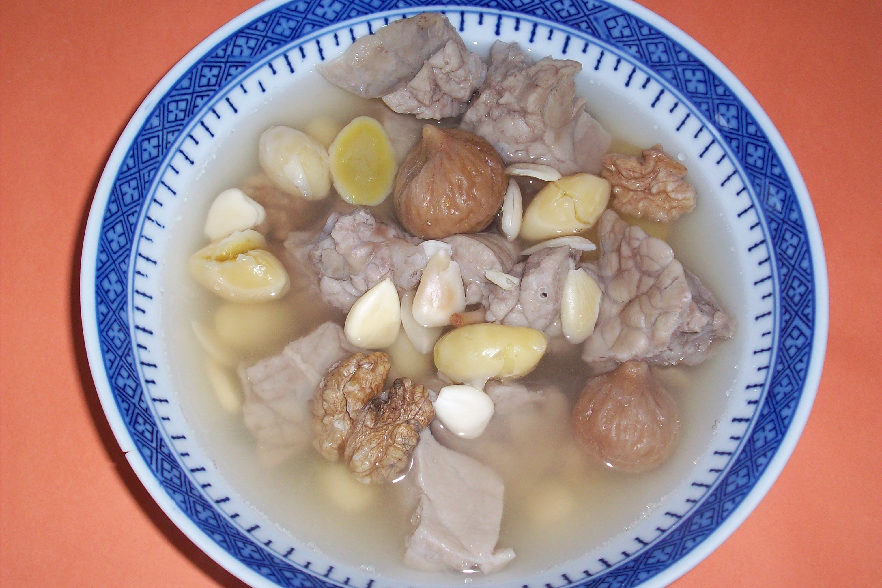 Ginkgo Nut, Walnut and Pork Lung Soup