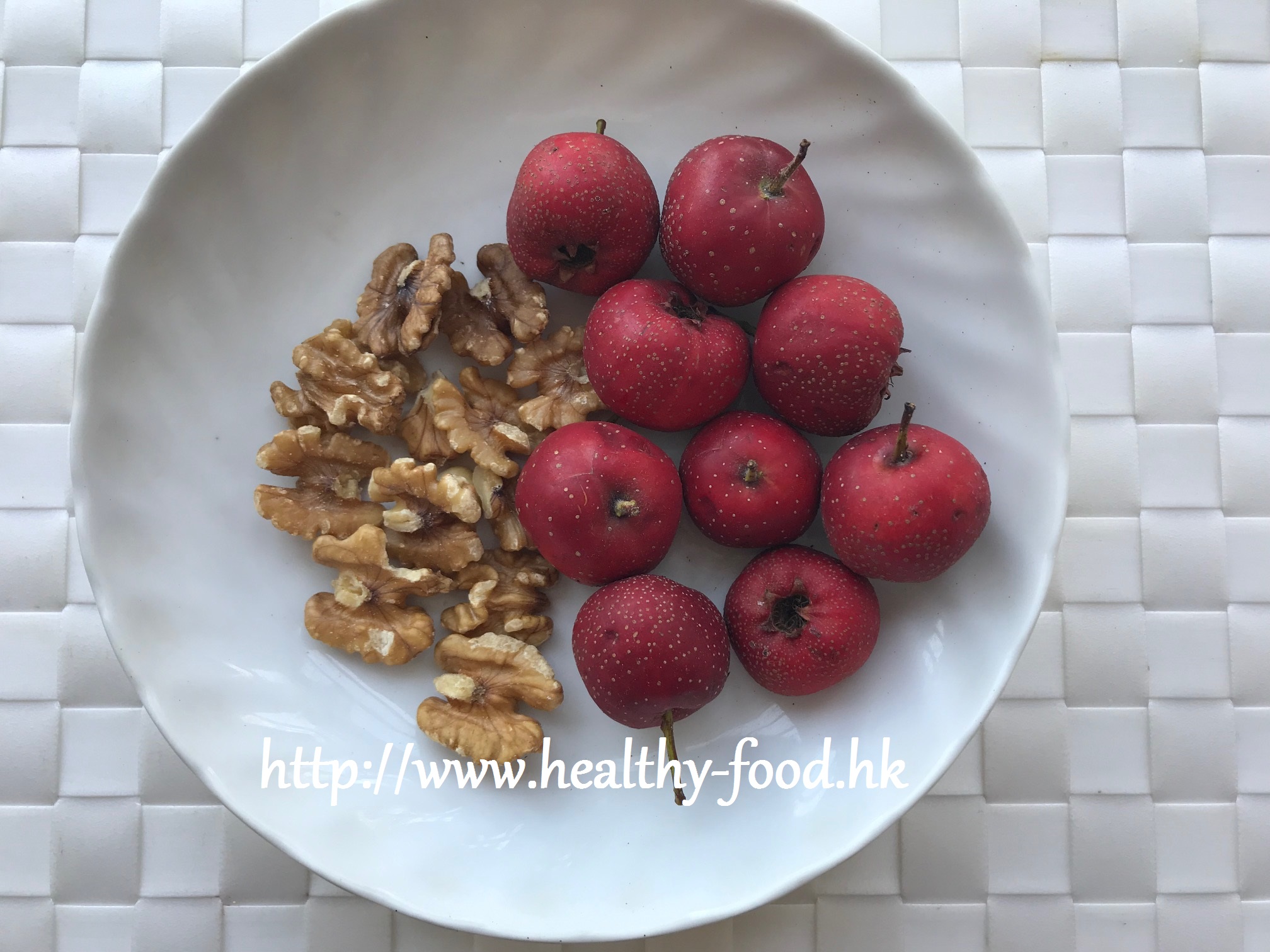 Fresh Hawthorn Walnut Tea