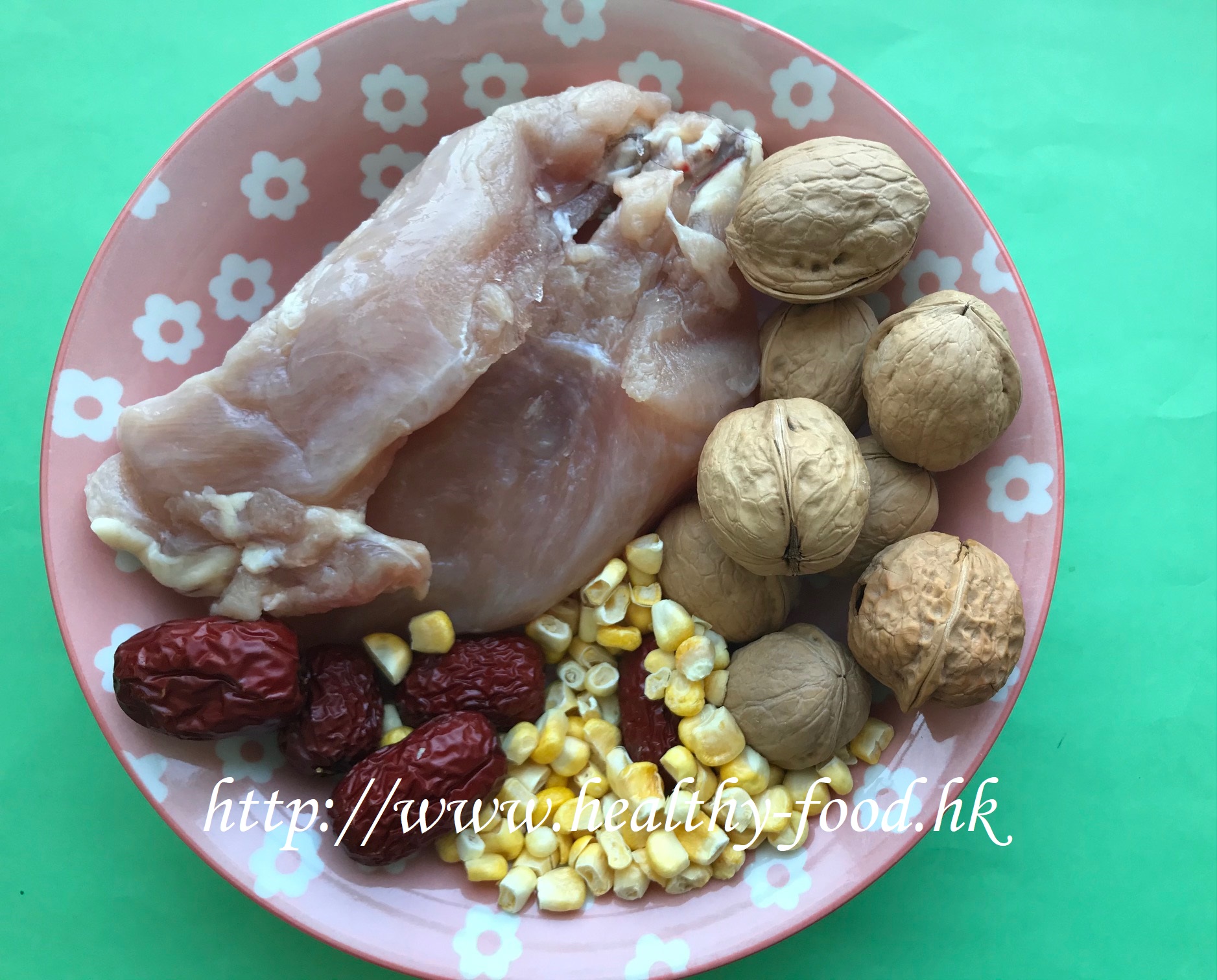 Corn, Walnut and Chicken Breast Soup