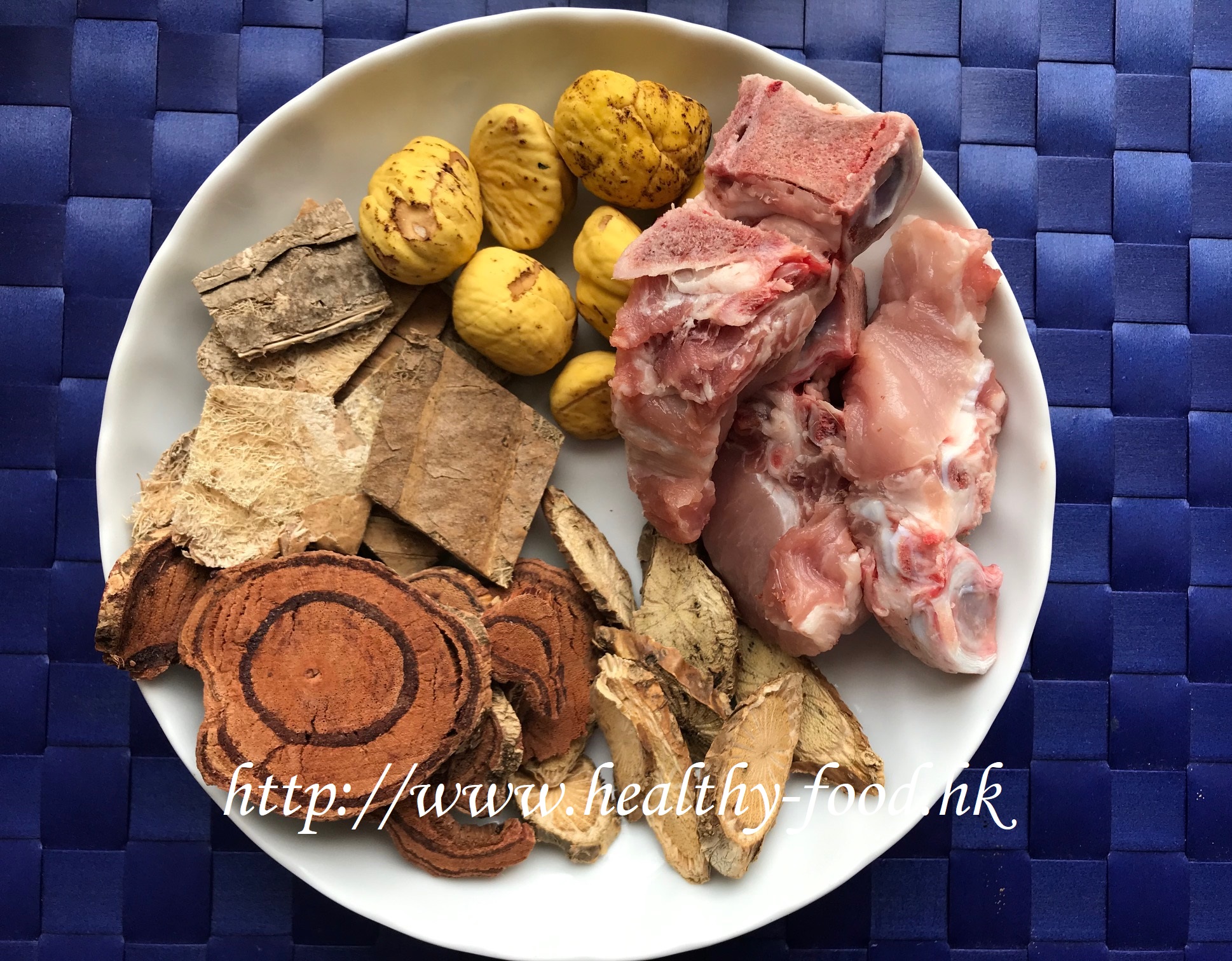 Two-Vine, Chestnut and Pork Rib Soup (Er Teng Li Zi Pai Gu Tang)