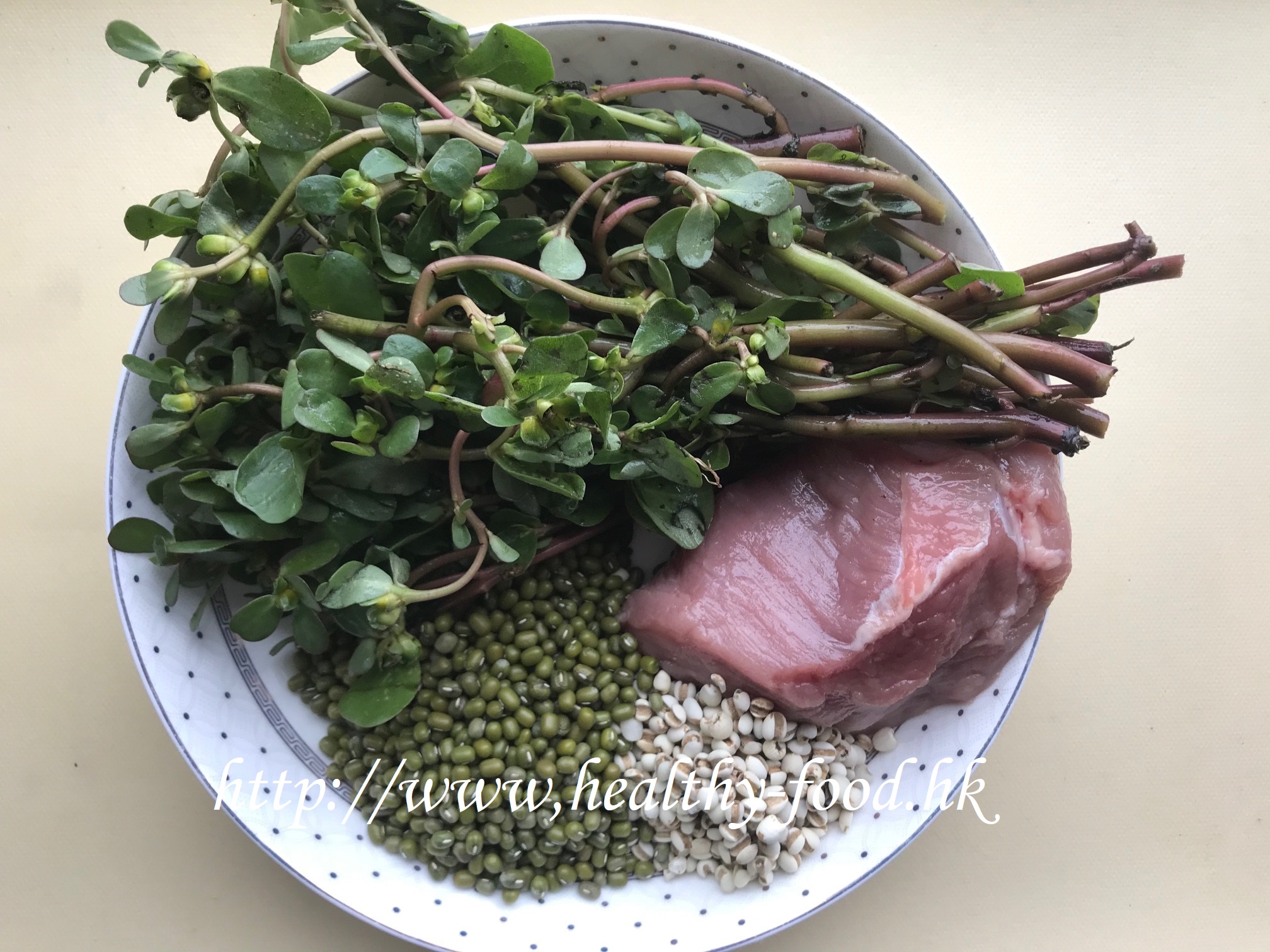 Purslane, Mung Bean, Pearl Barley and Lean Pork Soup