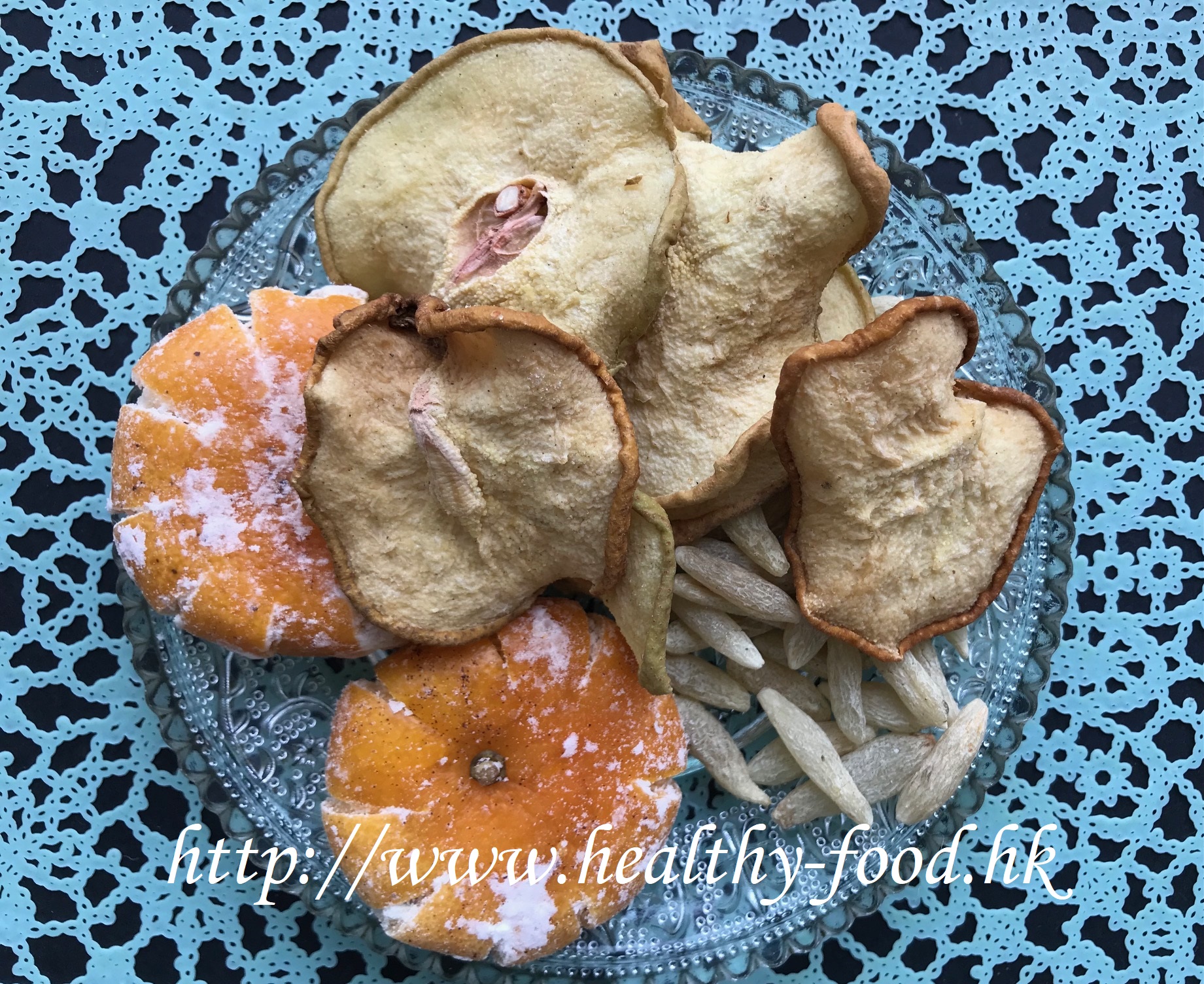 Tangerine Cake, Ophiopogon Root and Dried Pear Tea