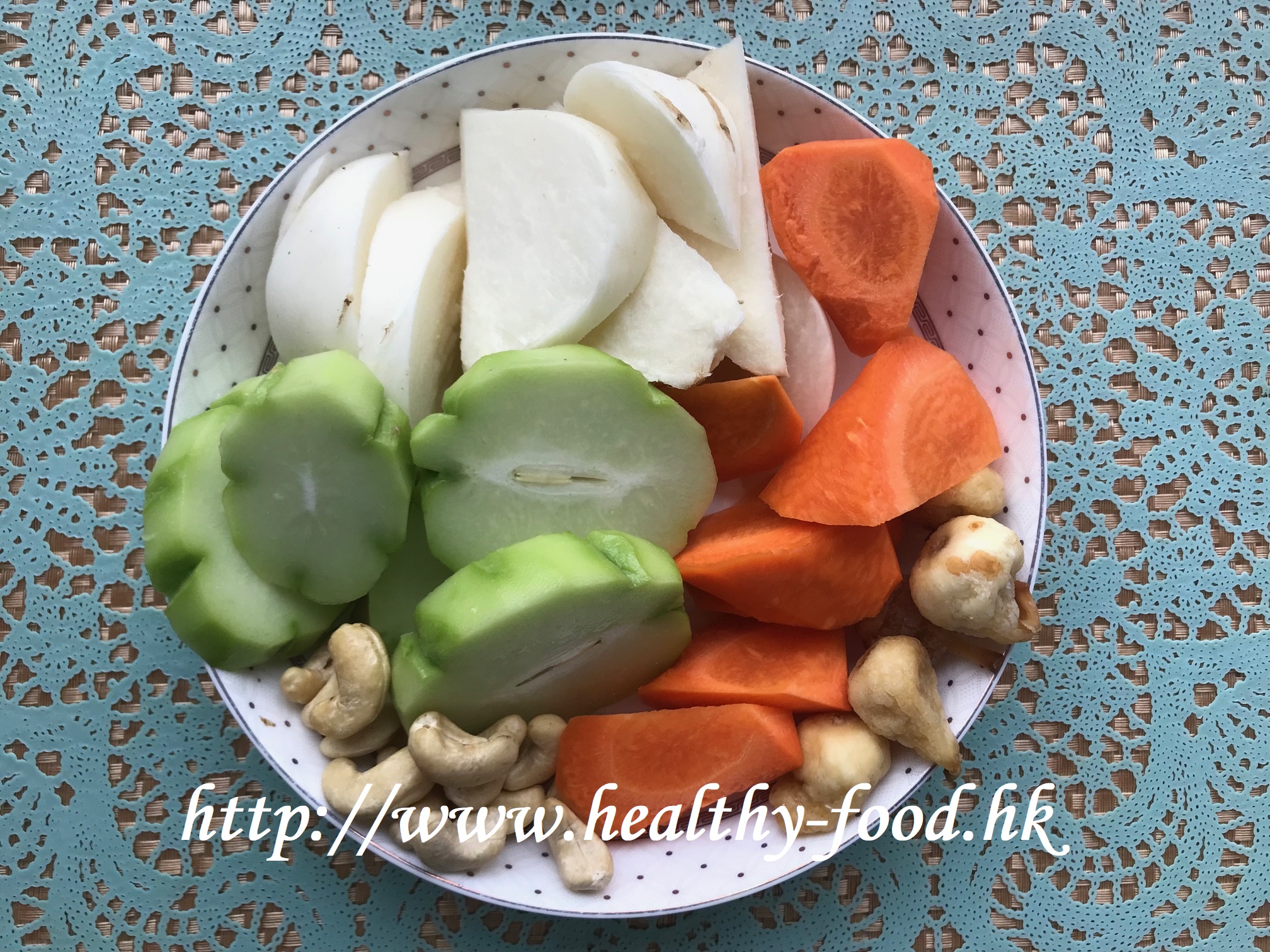 Jicama, Chayote and Carrot Vegetable Soup