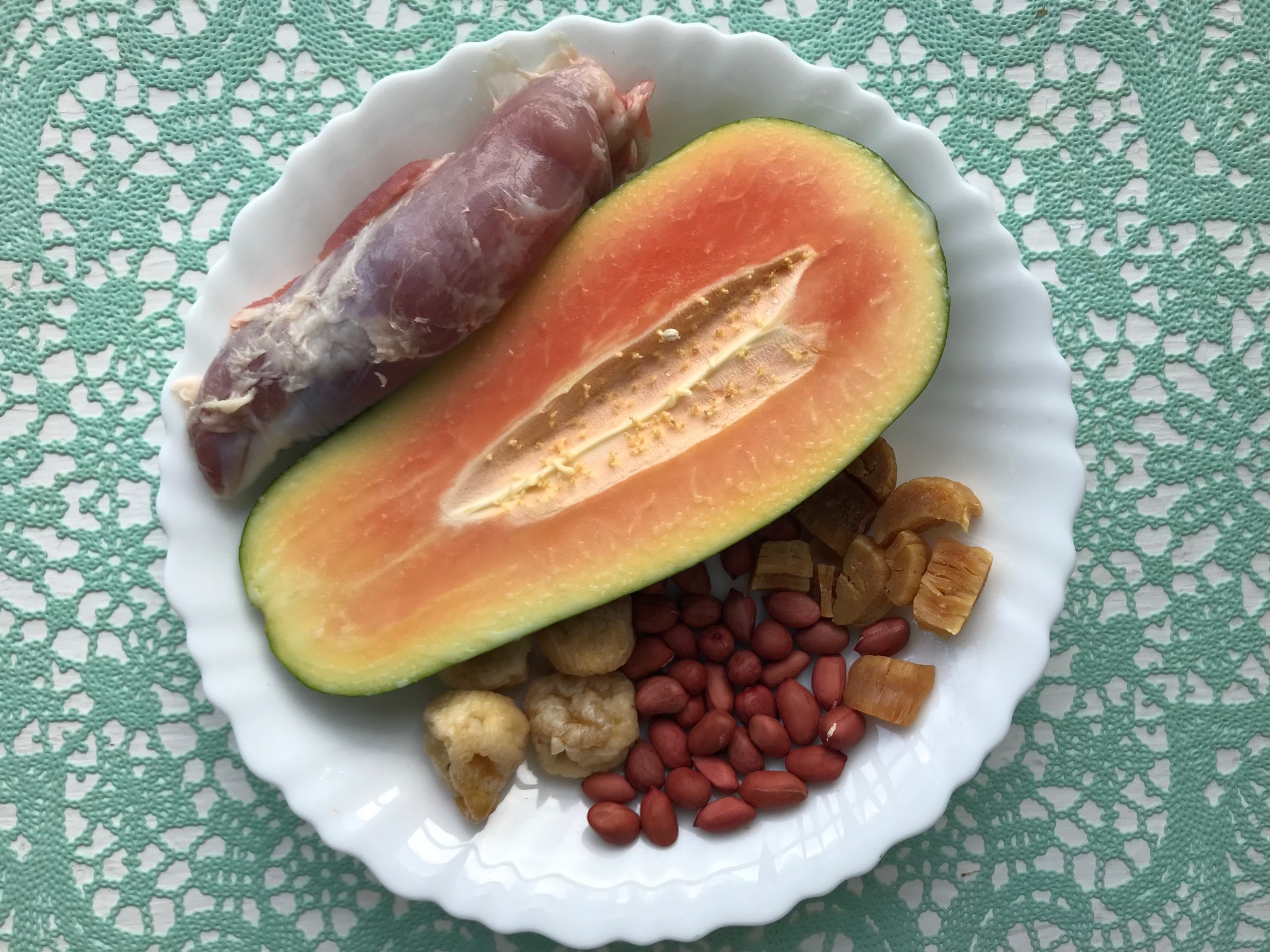 Green Papaya, Red-Skin Peanut, Dried Fig, Pork Shin & Dried Scallop Soup