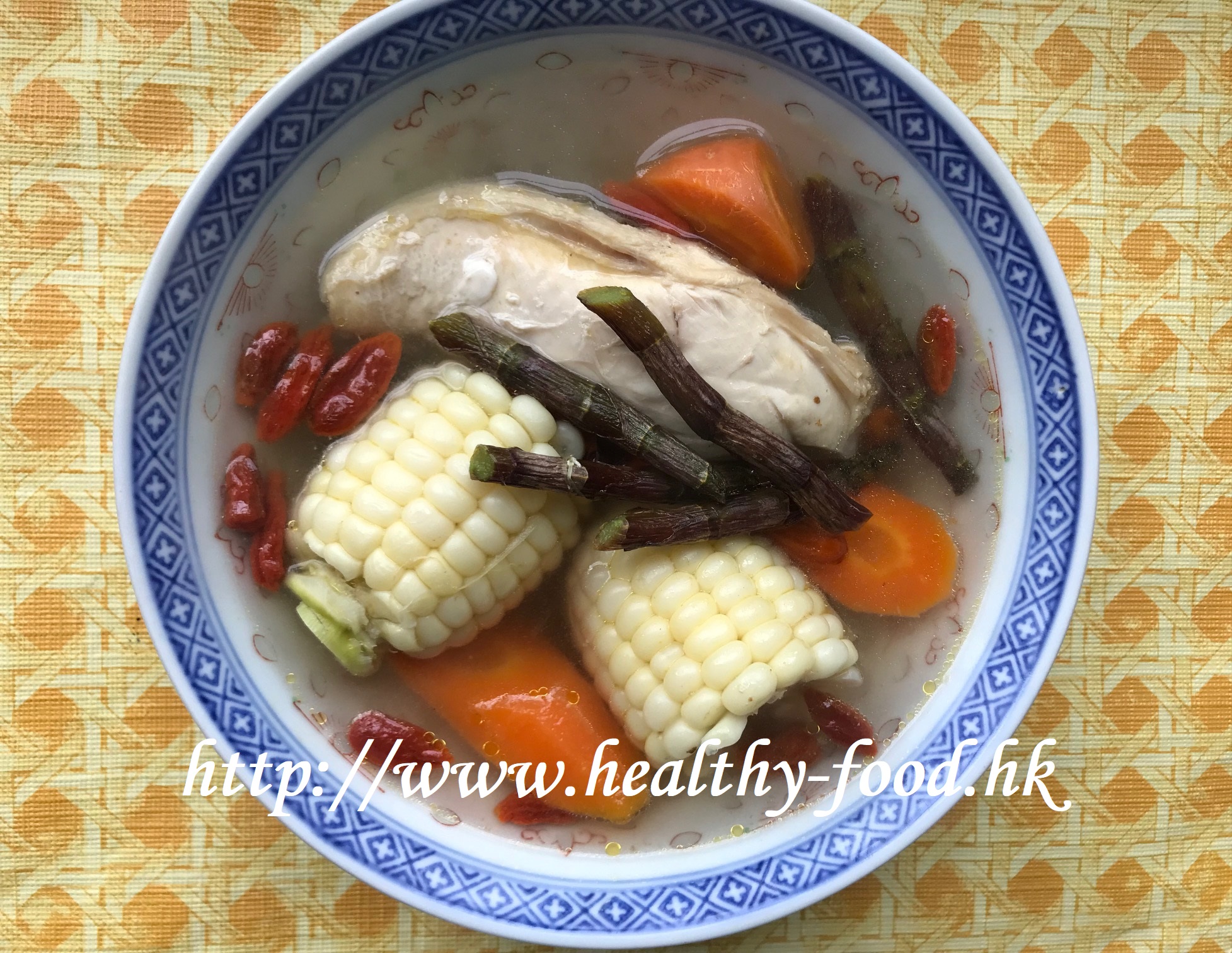 White Corn, Fresh Dendrobium, Goji Berry and Chicken Breast Soup