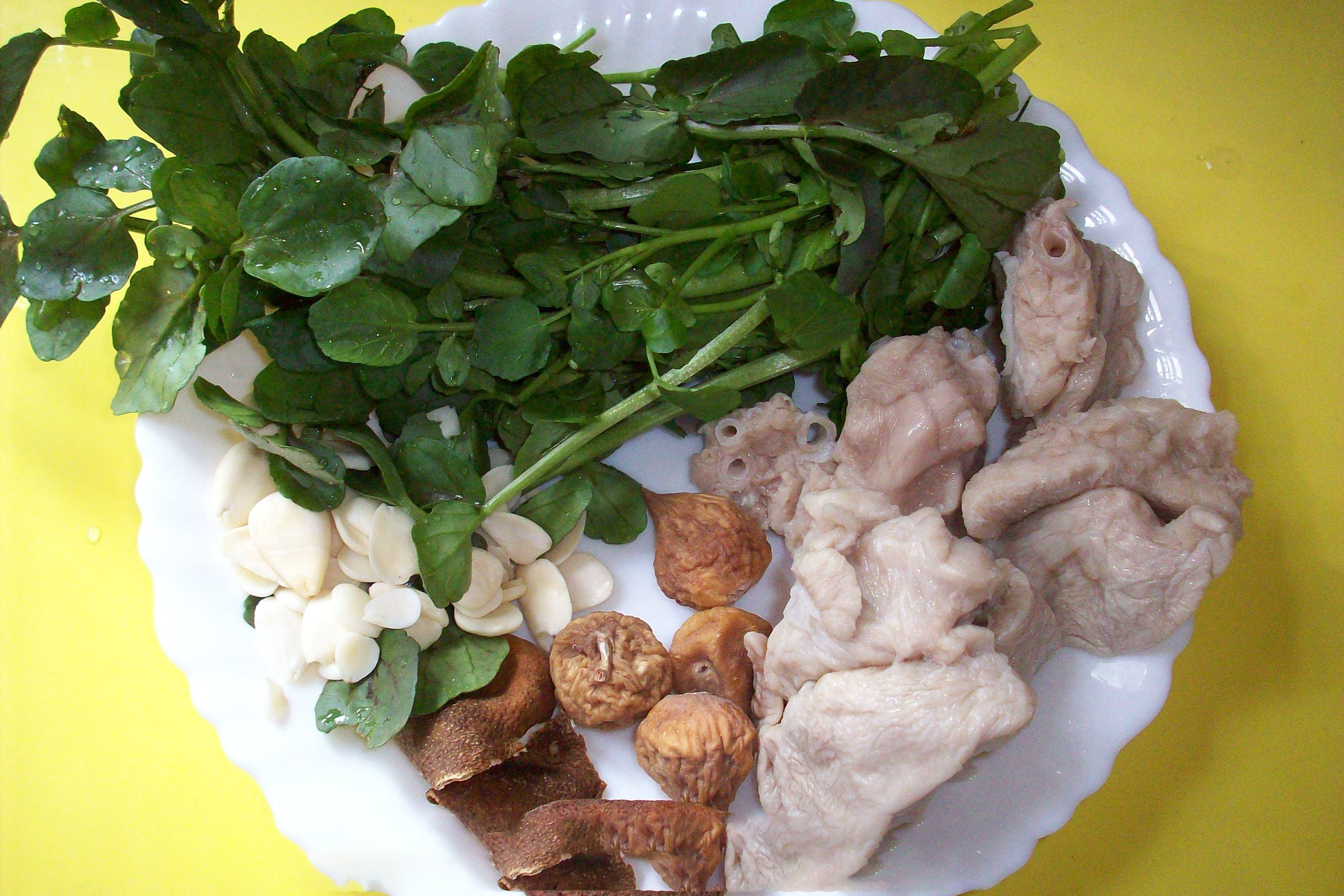 Watercress, Fig & Pig Lung Soup