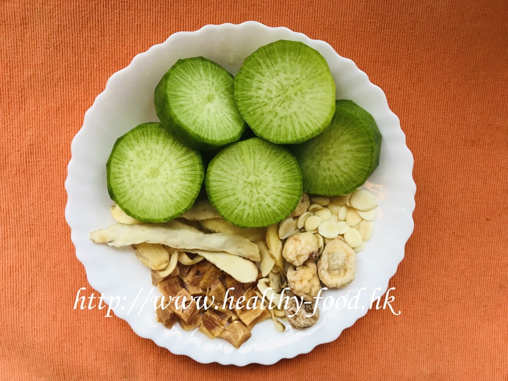 Solomon's Seal, Fig, Conpoy, and Green Radish Soup
