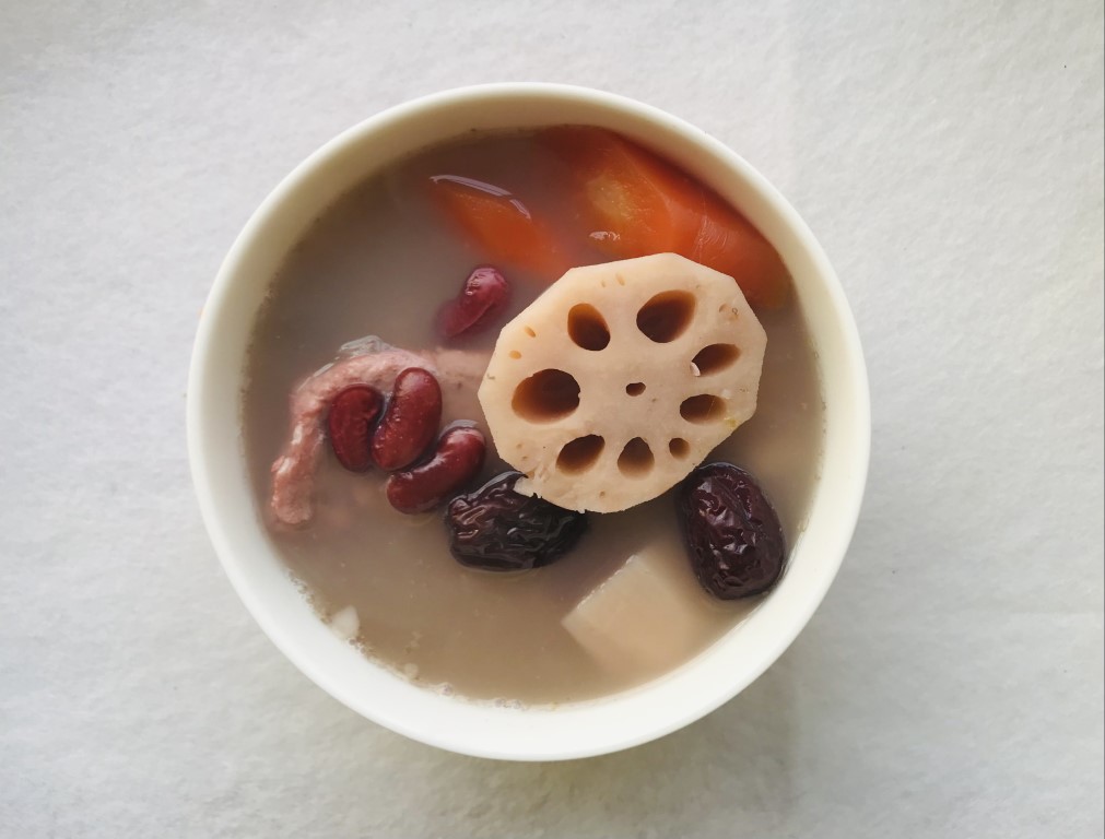 Lotus Root, Carrot, Red Kidney Bean and Pork Soup