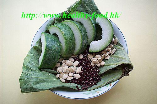 Fresh Lotus Leaf, Red Bean and Winter Melon Soup