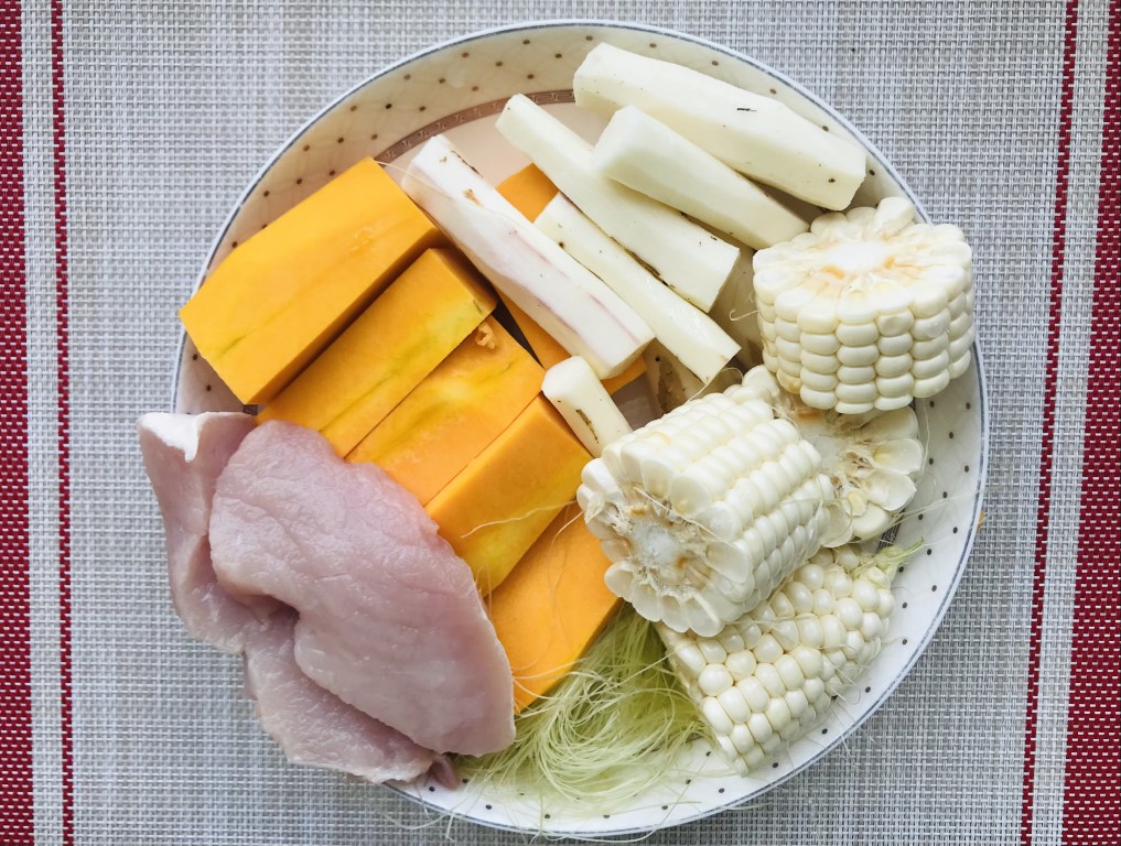 Fresh Chinese Yam, Pumpkin and Corn with Lean Pork Soup