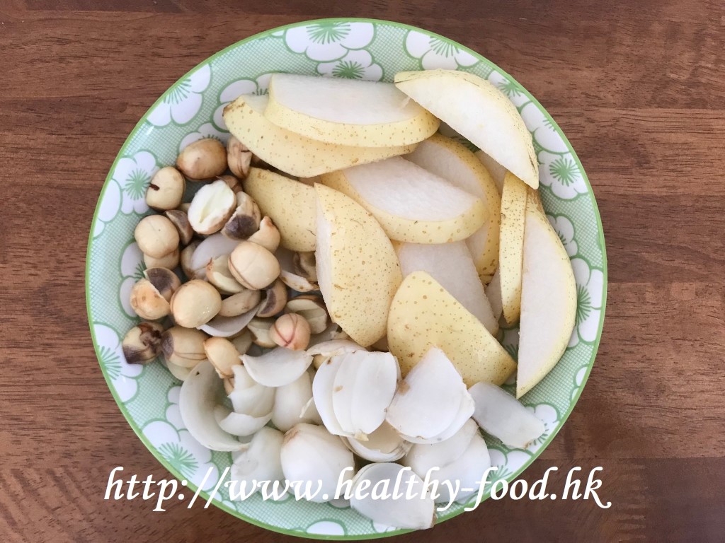 Fresh Lotus Seed, Lily Bulb & Snow Pear Sweet Soup