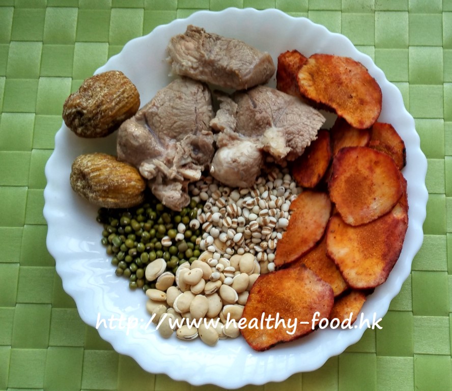 Fresh Smilax Root, Mung Bean, Hyacinth Bean & Job's Tears Pork Rib Soup
