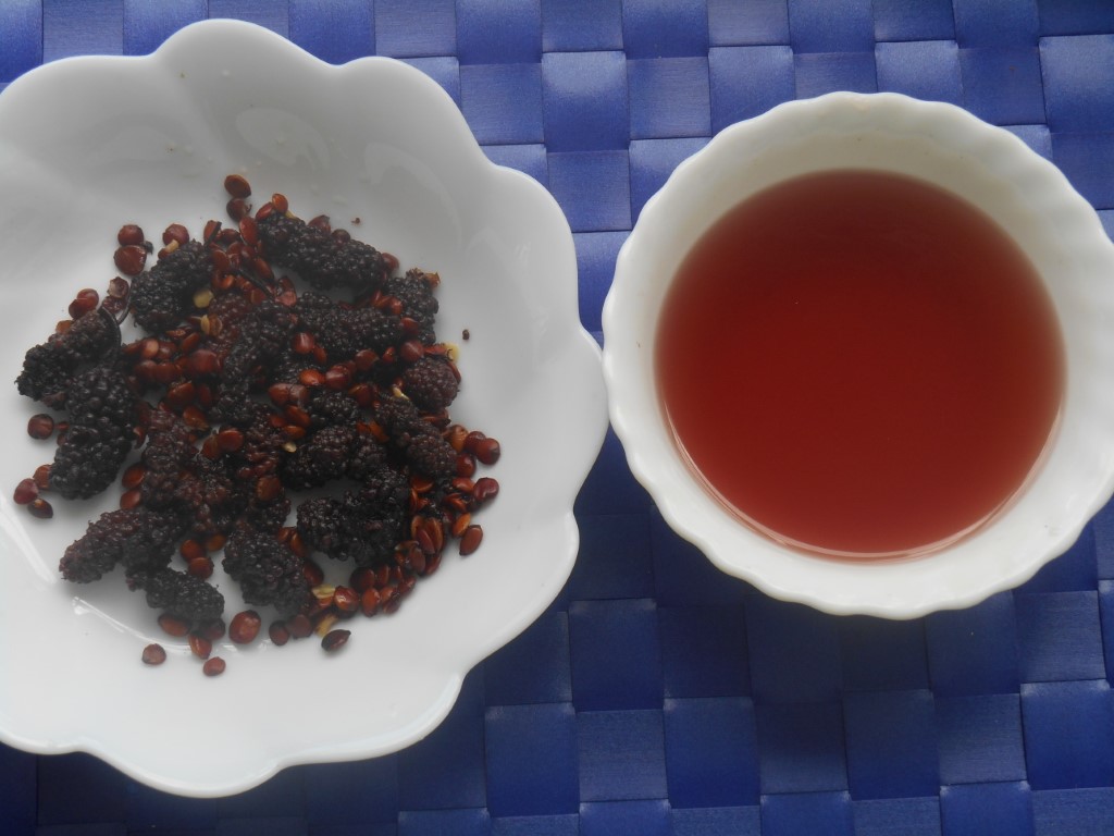 Roasted Sour Jujube Seed and Black Mulberry Tea