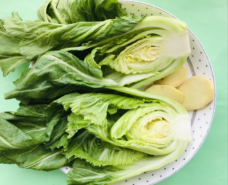 Mustard Greens and Fresh Ginger Broth (Da Jie Cai Sheng Jiang Shui)