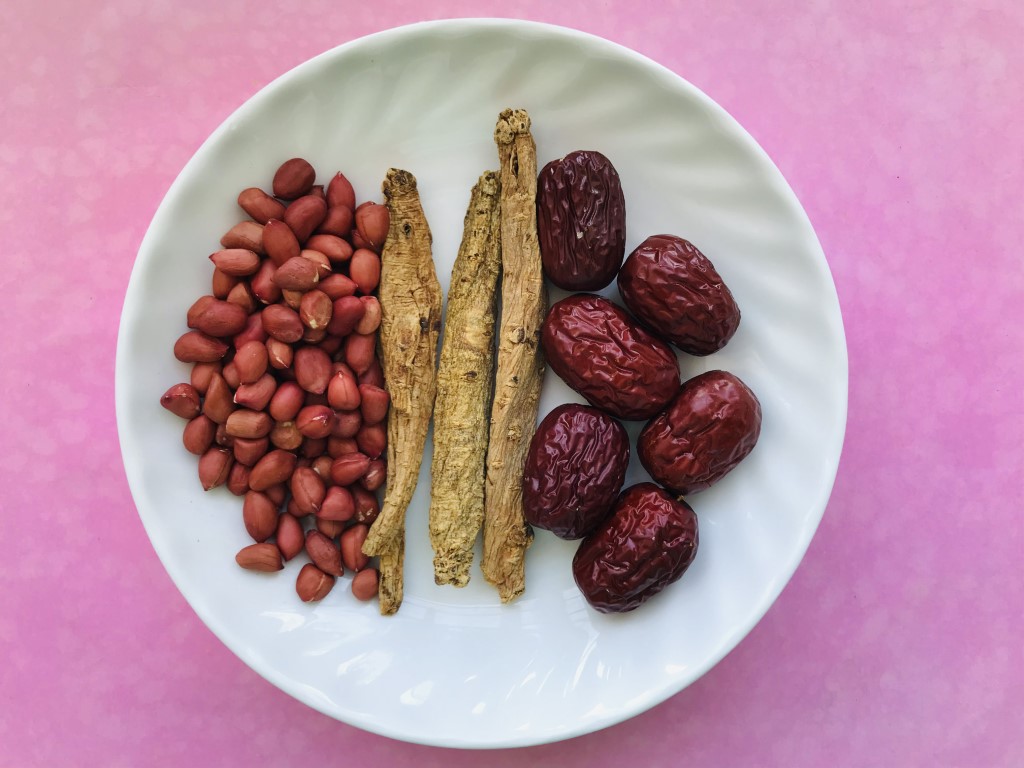Codonopsis, Red-Skin Peanut and Red Date Drink